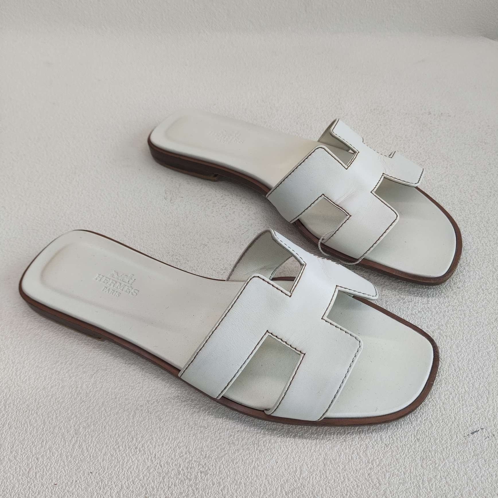 Hermes Hermès Oran Sandals Size 37.5 Size US 7.5 / IT 37.5 - 4 Thumbnail