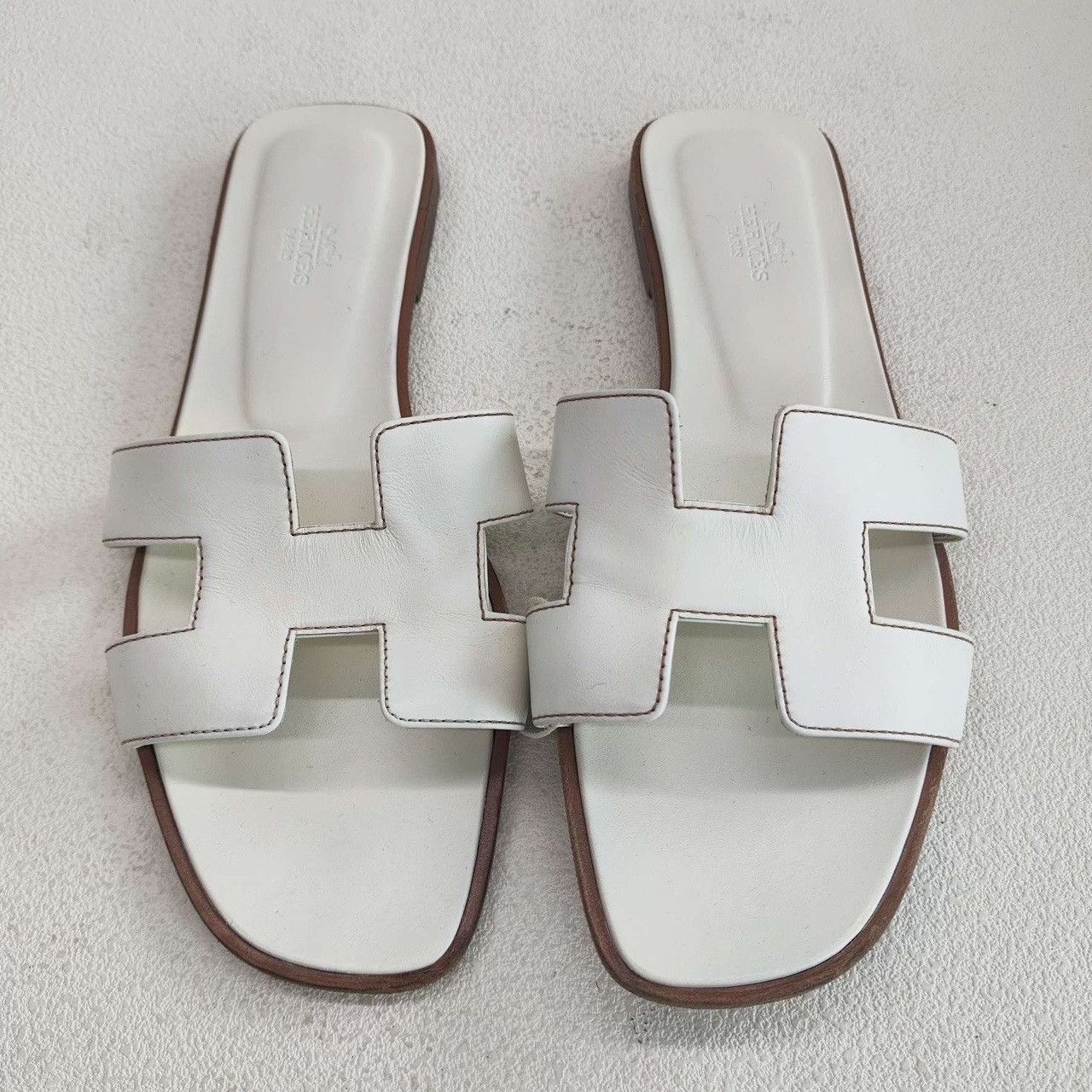 Hermes Hermès Oran Sandals Size 39.5 Size US 9.5 / IT 39.5 - 3 Thumbnail