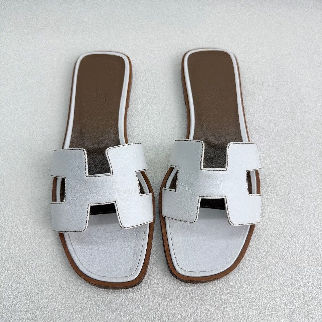 Hermes Hermès Oran Leather Sandals Size 35.5 Size US 5.5 / IT 35.5 - 2 Thumbnail