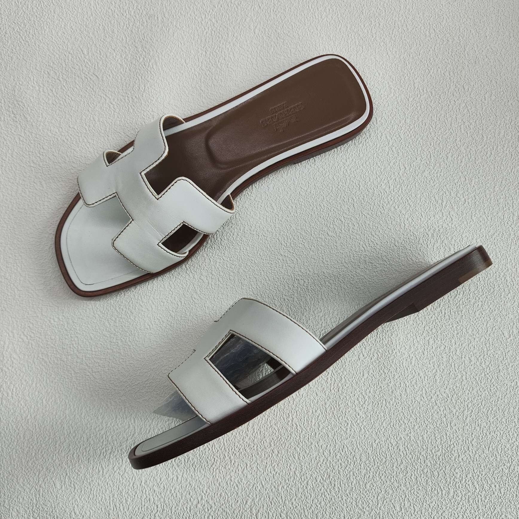 Hermes Hermès Oran Sandals Size 35 Size US 5 / IT 35 - 9 Thumbnail