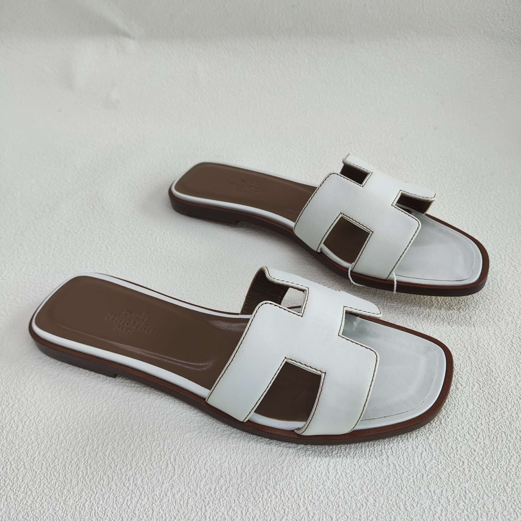Hermes Hermès Oran Sandals Size 35 Size US 5 / IT 35 - 4 Thumbnail