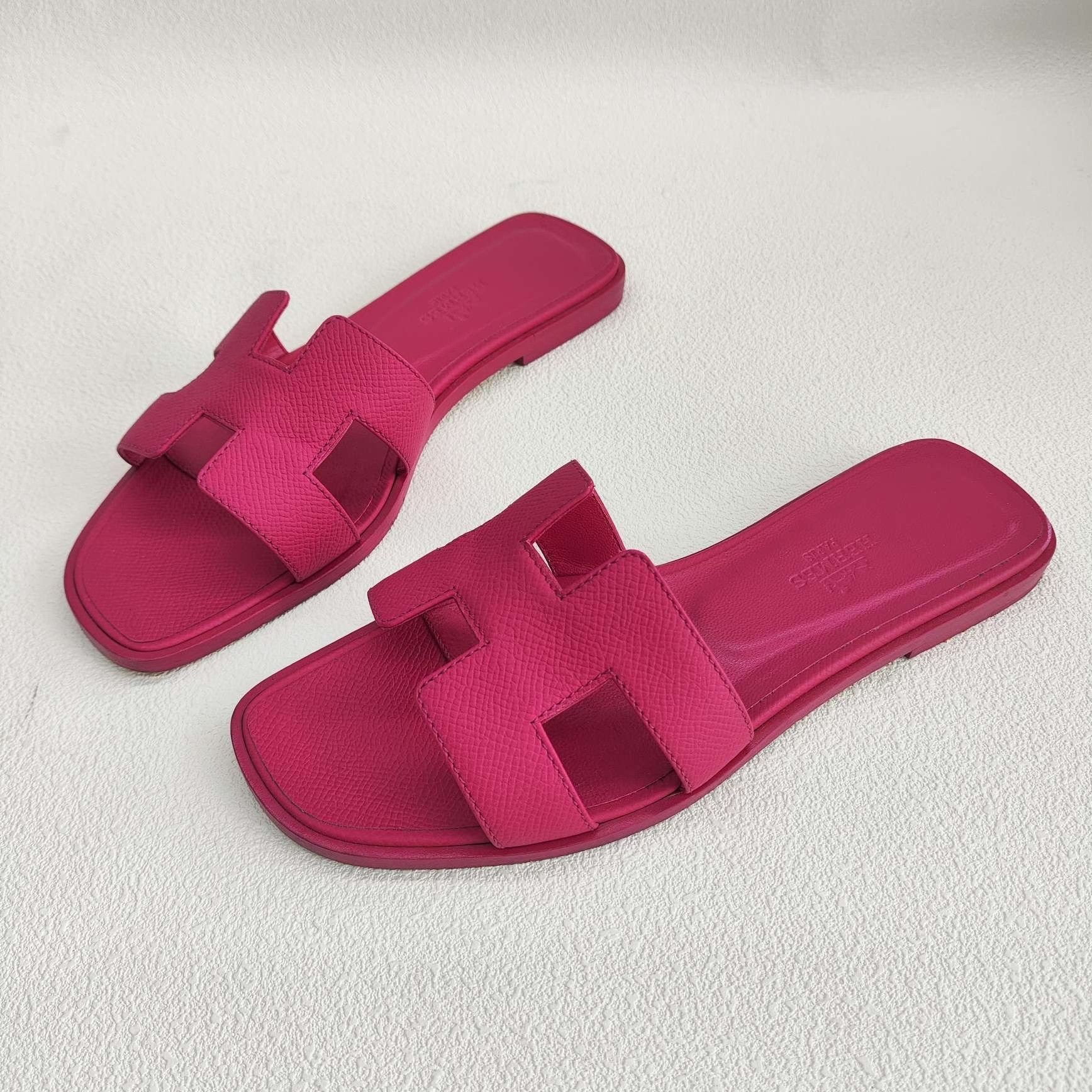 Hermes Hermes Oran Sandals Pink Size 36 Size US 6 / IT 36 - 2 Thumbnail