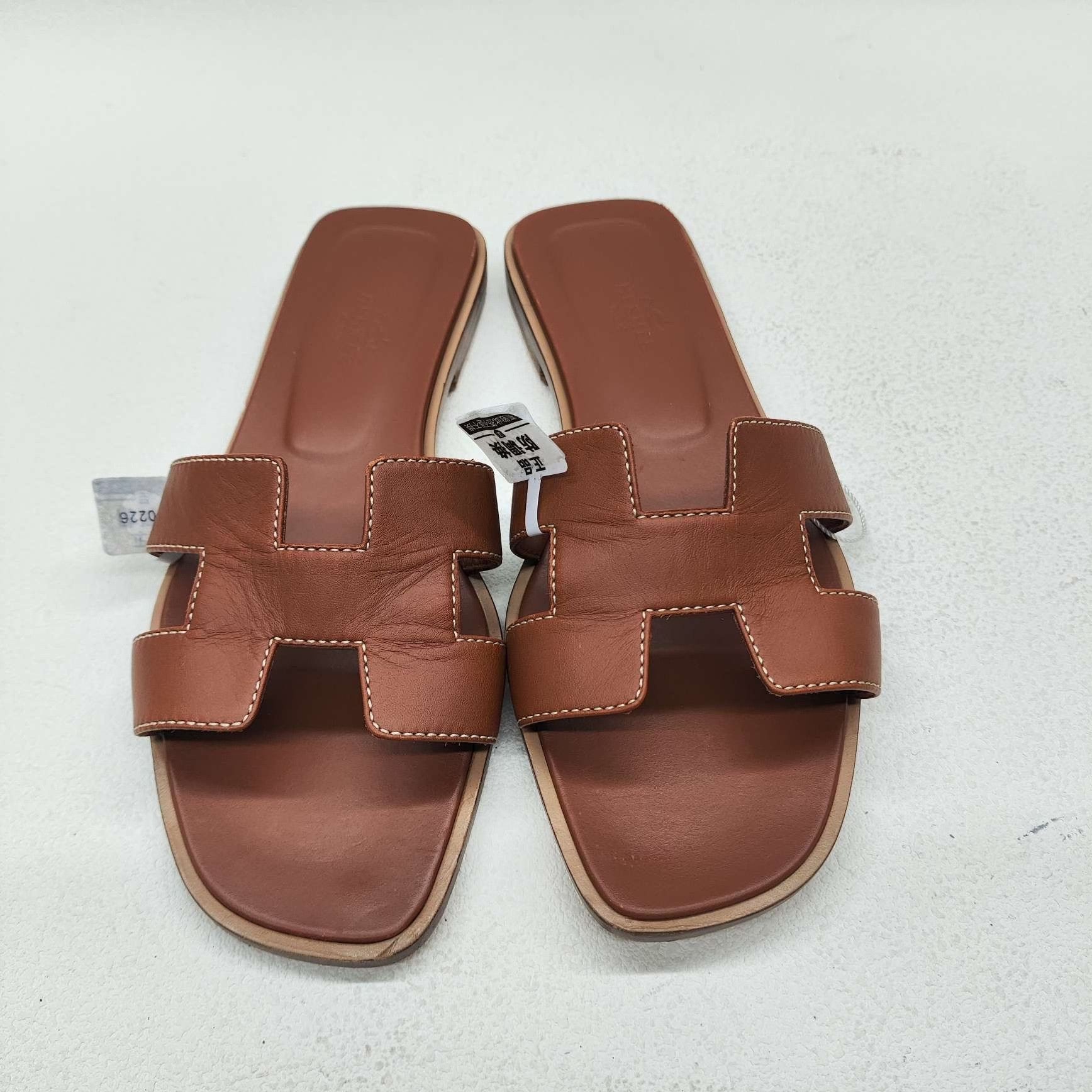 Hermes Hermès Oran Leather Sandals Size 36.5 Size US 6.5 / IT 36.5 - 3 Thumbnail