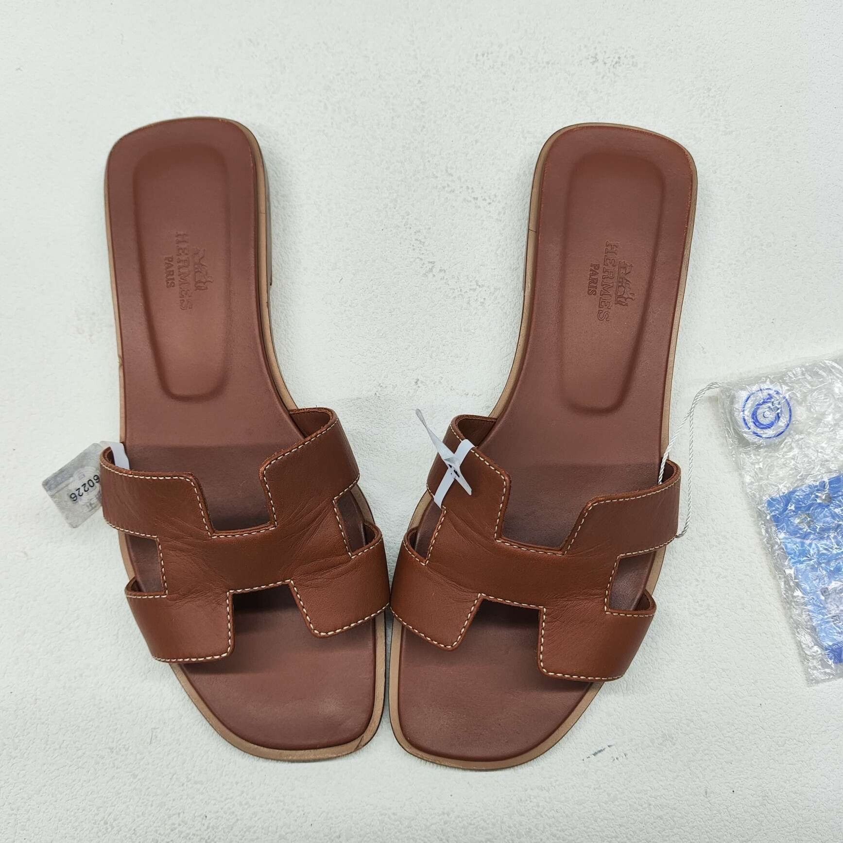 Hermes Hermès Oran Leather Sandals Size 36.5 Size US 6.5 / IT 36.5 - 10 Thumbnail