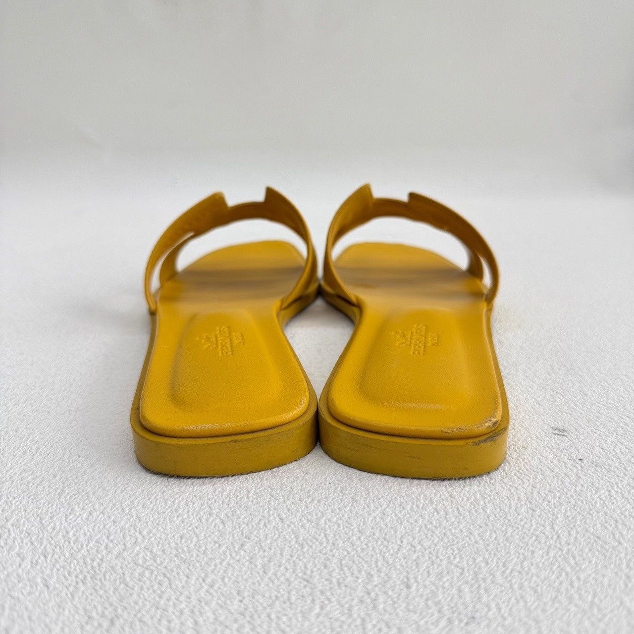 Hermes Hermes Oran Leather Sandals Size 36.5 Size US 6.5 / IT 36.5 - 6 Thumbnail