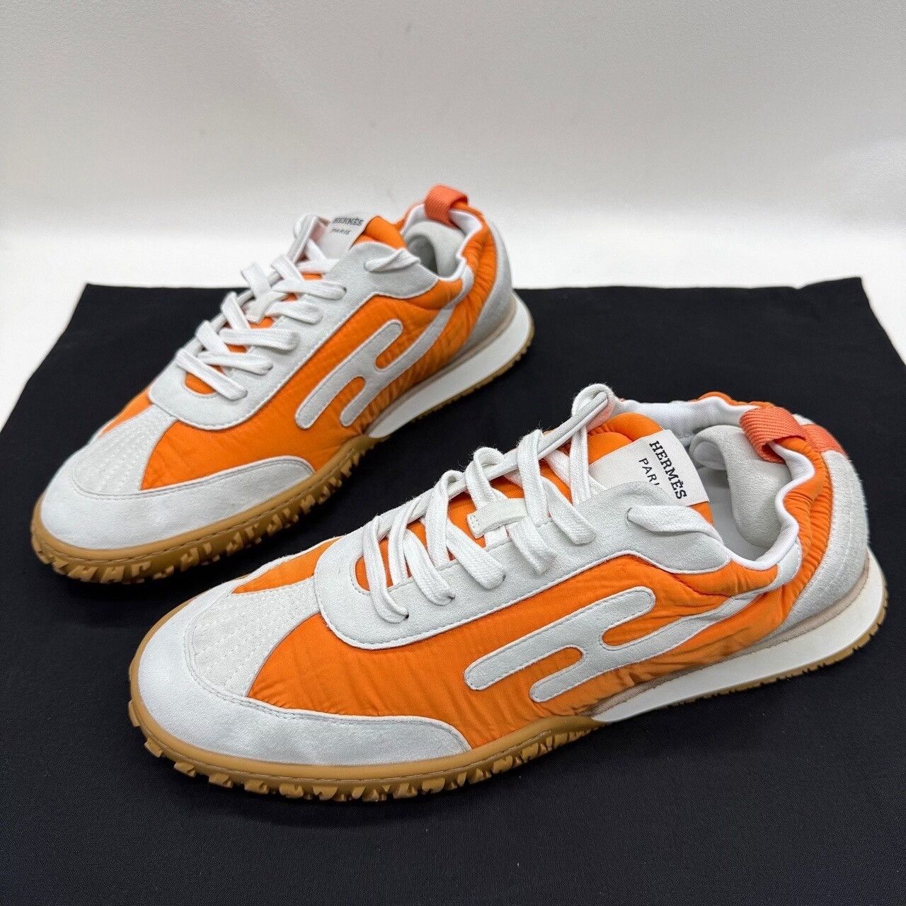Hermes Hermès Orange Low-Top Sneakers Size US 8 Size US 8 / EU 41 - 2 Thumbnail