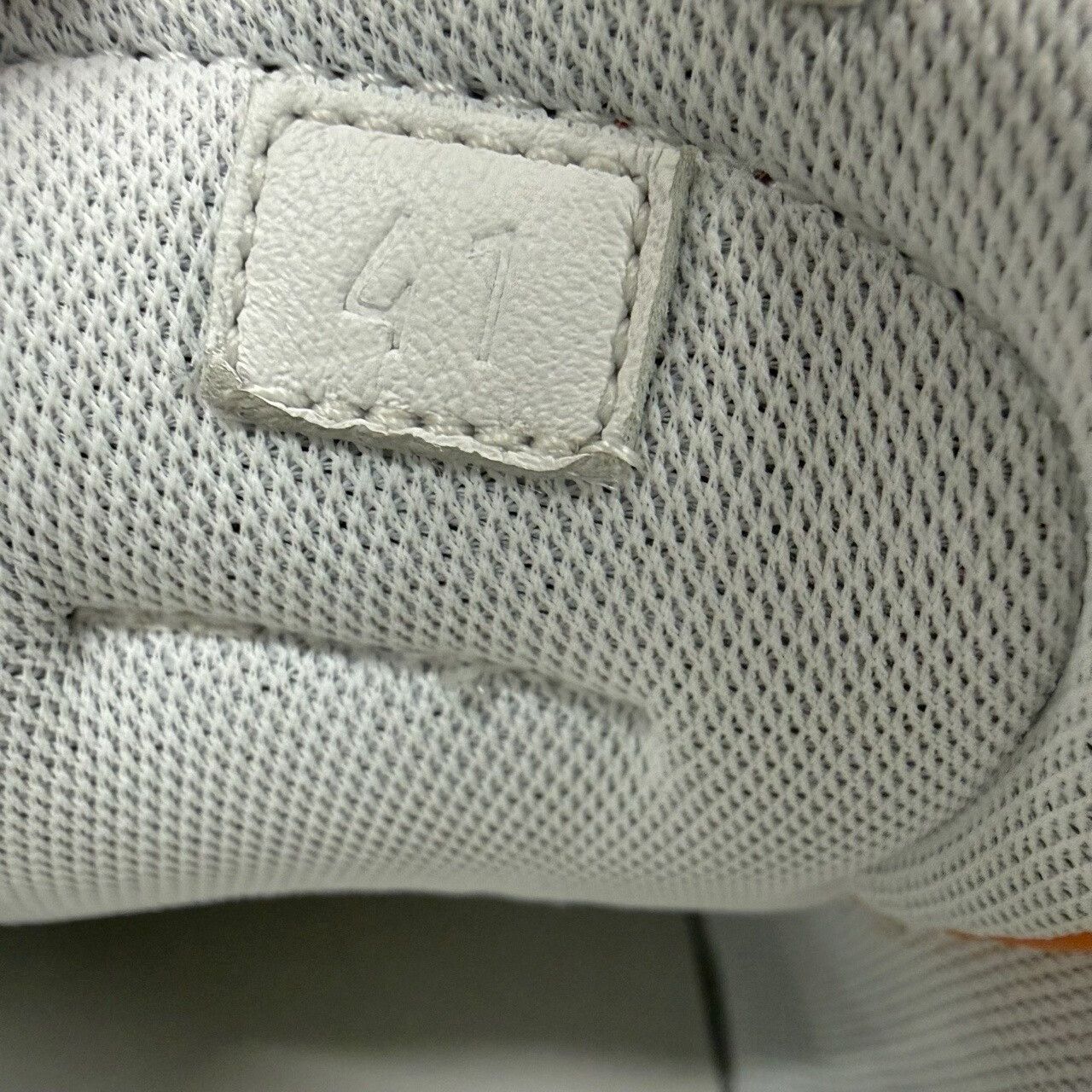 Hermes Hermès Orange Low-Top Sneakers Size US 8 Size US 8 / EU 41 - 7 Thumbnail