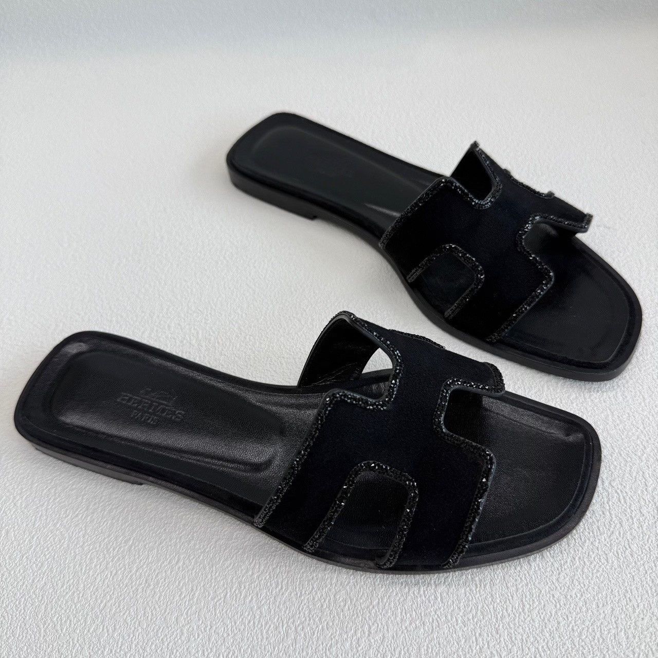 Hermes Hermes Black Suede Crystal Oran Sandals Size 37 Size US 7 / IT 37 - 4 Thumbnail