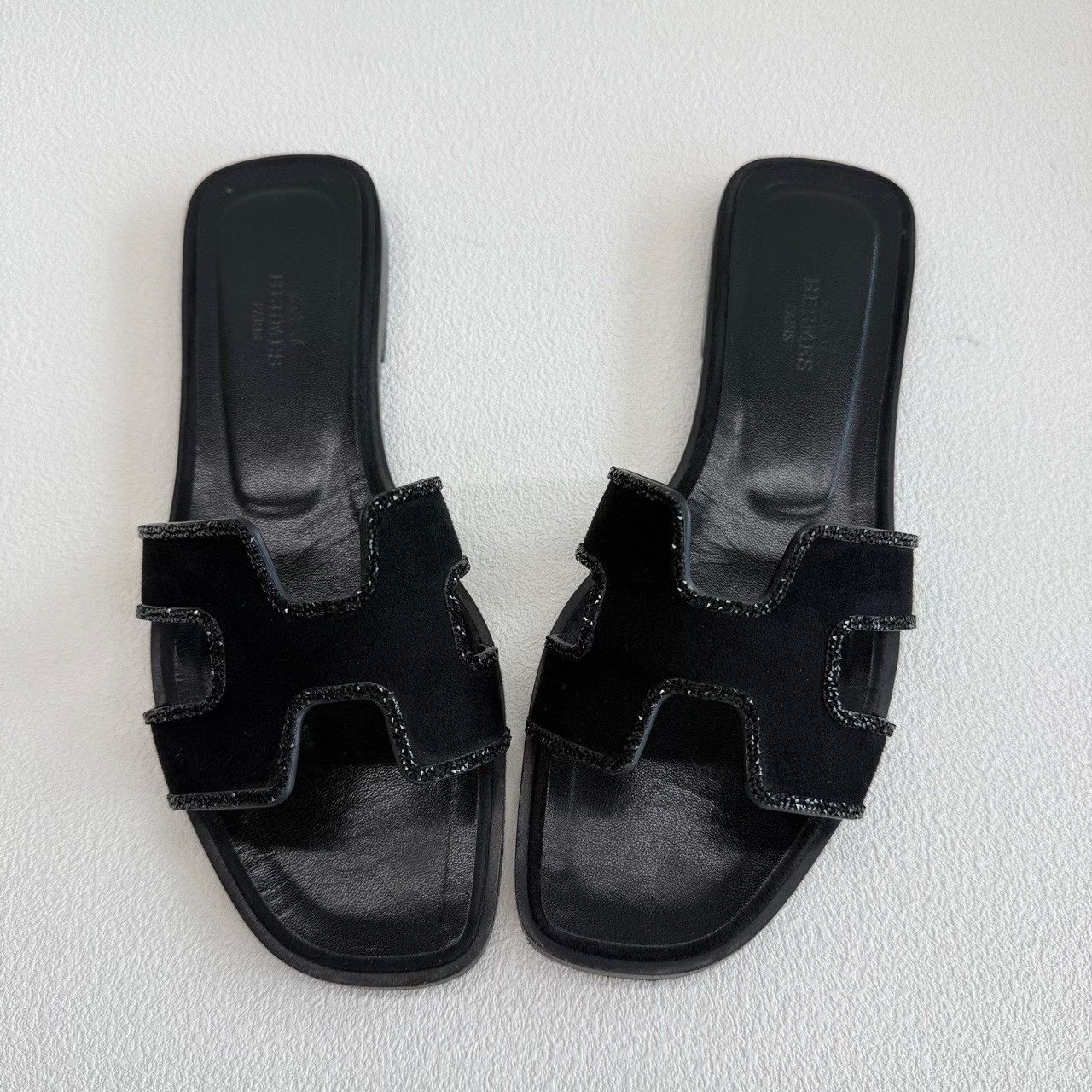 Hermes Hermes Black Suede Crystal Oran Sandals Size 37 Size US 7 / IT 37 - 10 Thumbnail