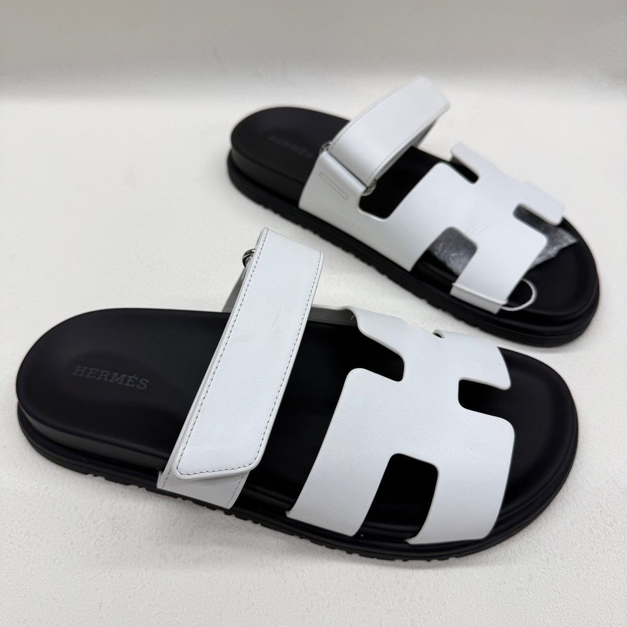 Hermes Hermès Chypre Sandals Size 37.5 Size US 7.5 / IT 37.5 - 4 Thumbnail