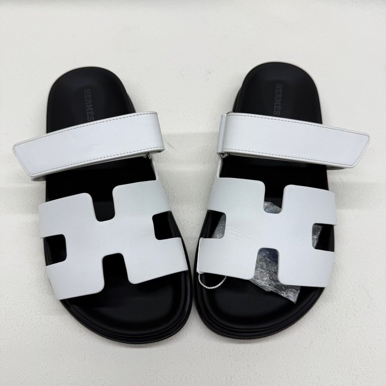 Hermes Hermès Chypre Sandals Size 37.5 Size US 7.5 / IT 37.5 - 10 Thumbnail
