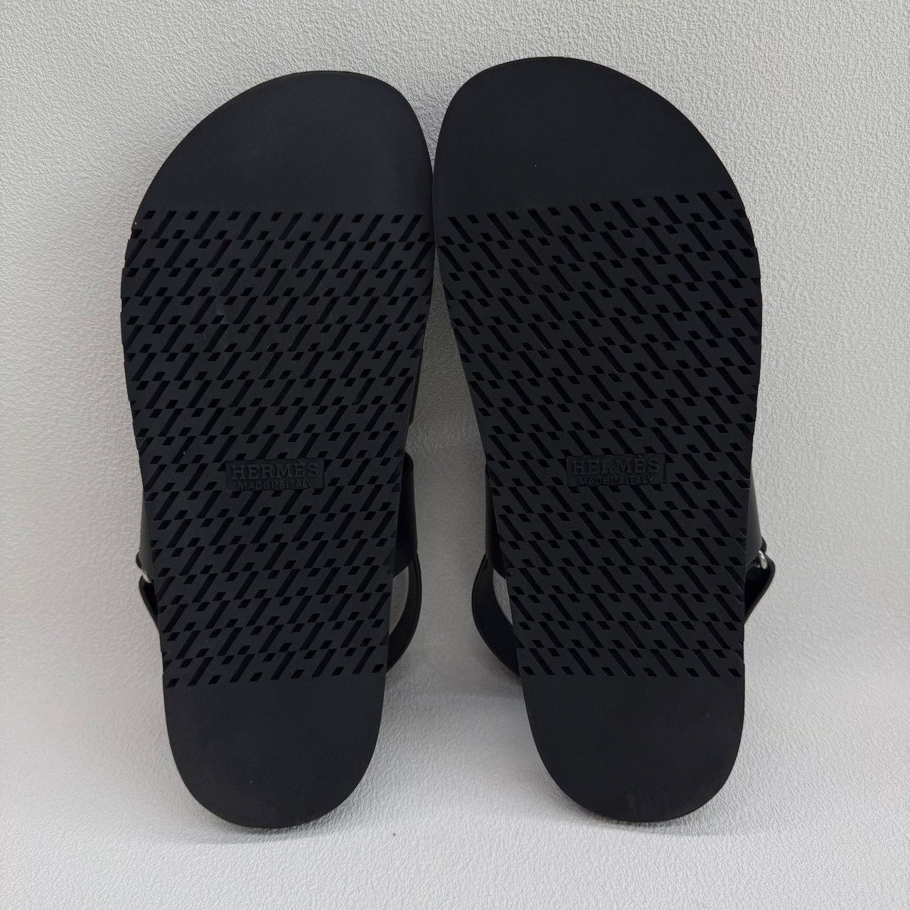Hermes Hermes Black Leather Sandals Size 42 Size US 9 / EU 42 - 10 Thumbnail