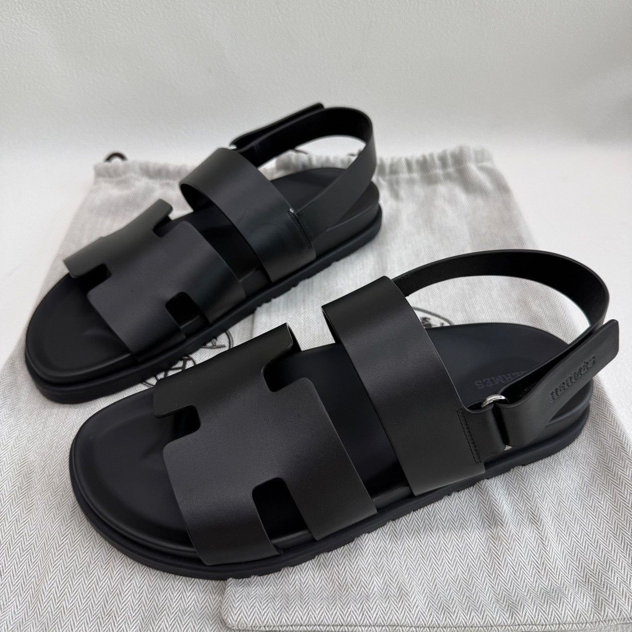 Hermes Hermes Black Leather Sandals Size 42 Size US 9 / EU 42 - 3 Thumbnail