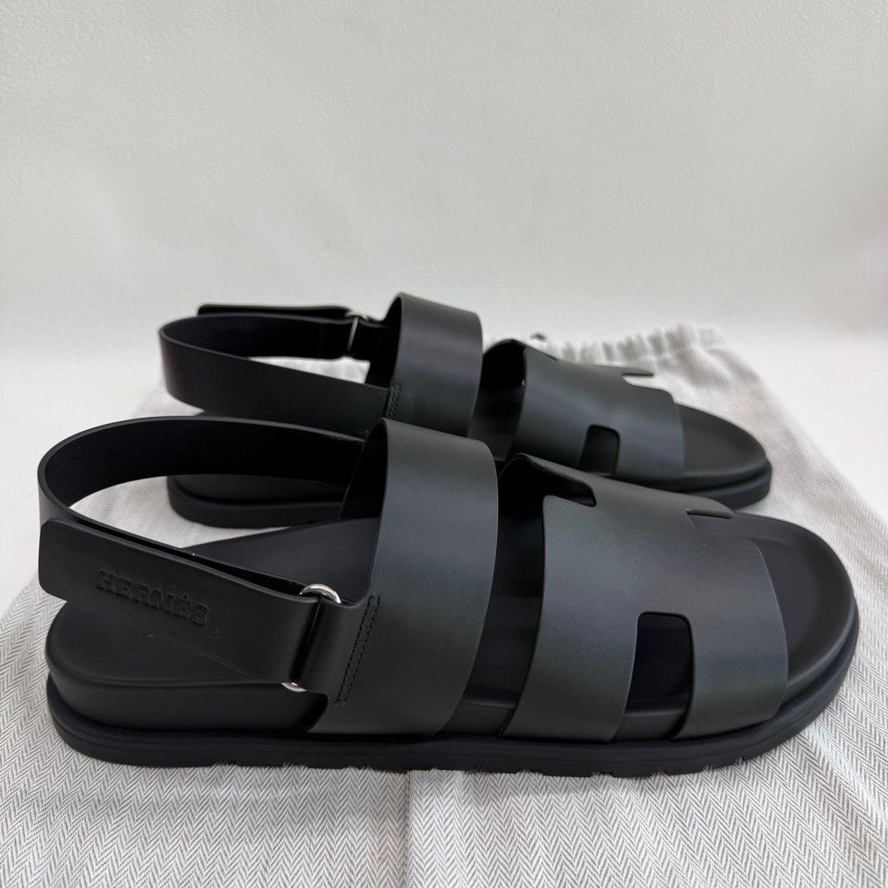 Hermes Hermes Black Leather Sandals Size 42 Size US 9 / EU 42 - 6 Thumbnail