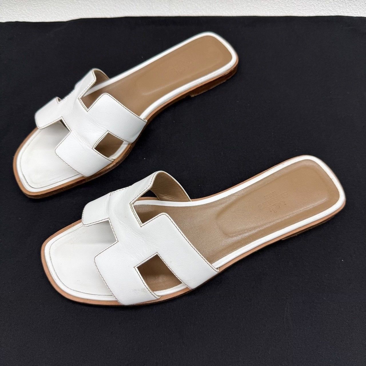 Hermes Hermès Oran Leather Sandals Size 39.5 Size US 9.5 / IT 39.5 - 2 Thumbnail