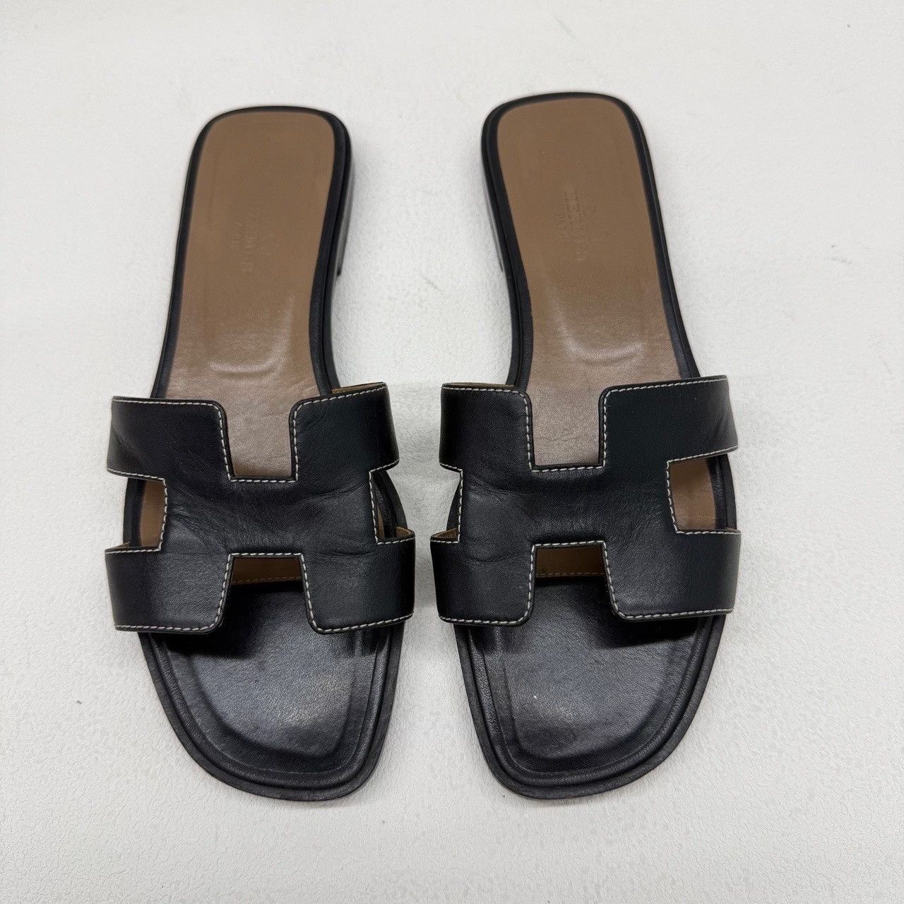 Hermes Hermès Oran H-Cutout Leather Sandals Size 37.5 Size US 7.5 / IT 37.5 - 3 Thumbnail