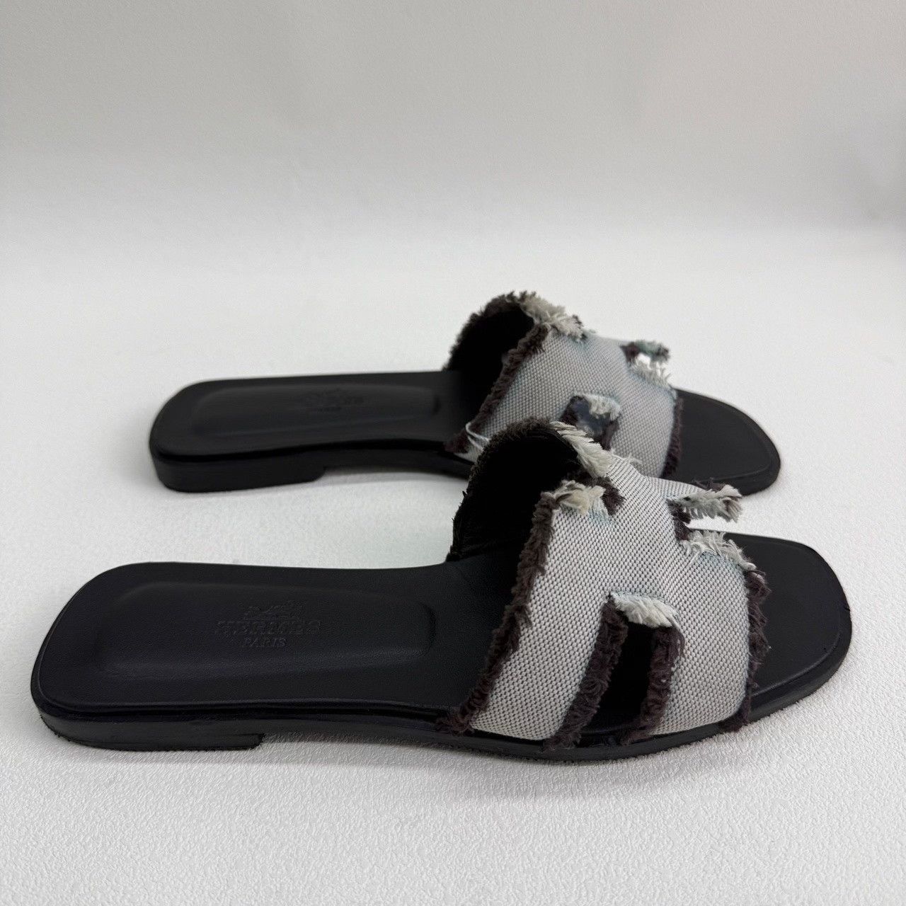 Hermes Hermes Frayed Oran Slides Size 36.5 Size US 6.5 / IT 36.5 - 5 Thumbnail