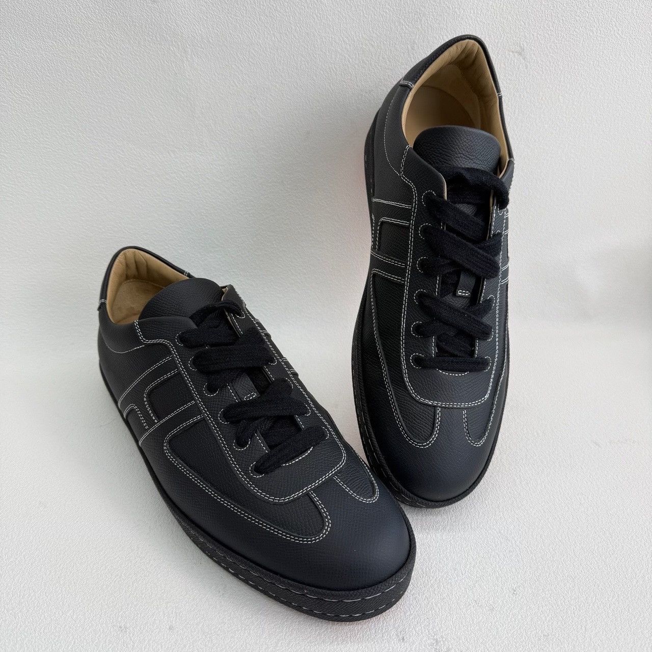 Hermes Hermès Boomerang Low-Top Sneakers Size 8 Size US 8 / EU 41 - 9 Thumbnail