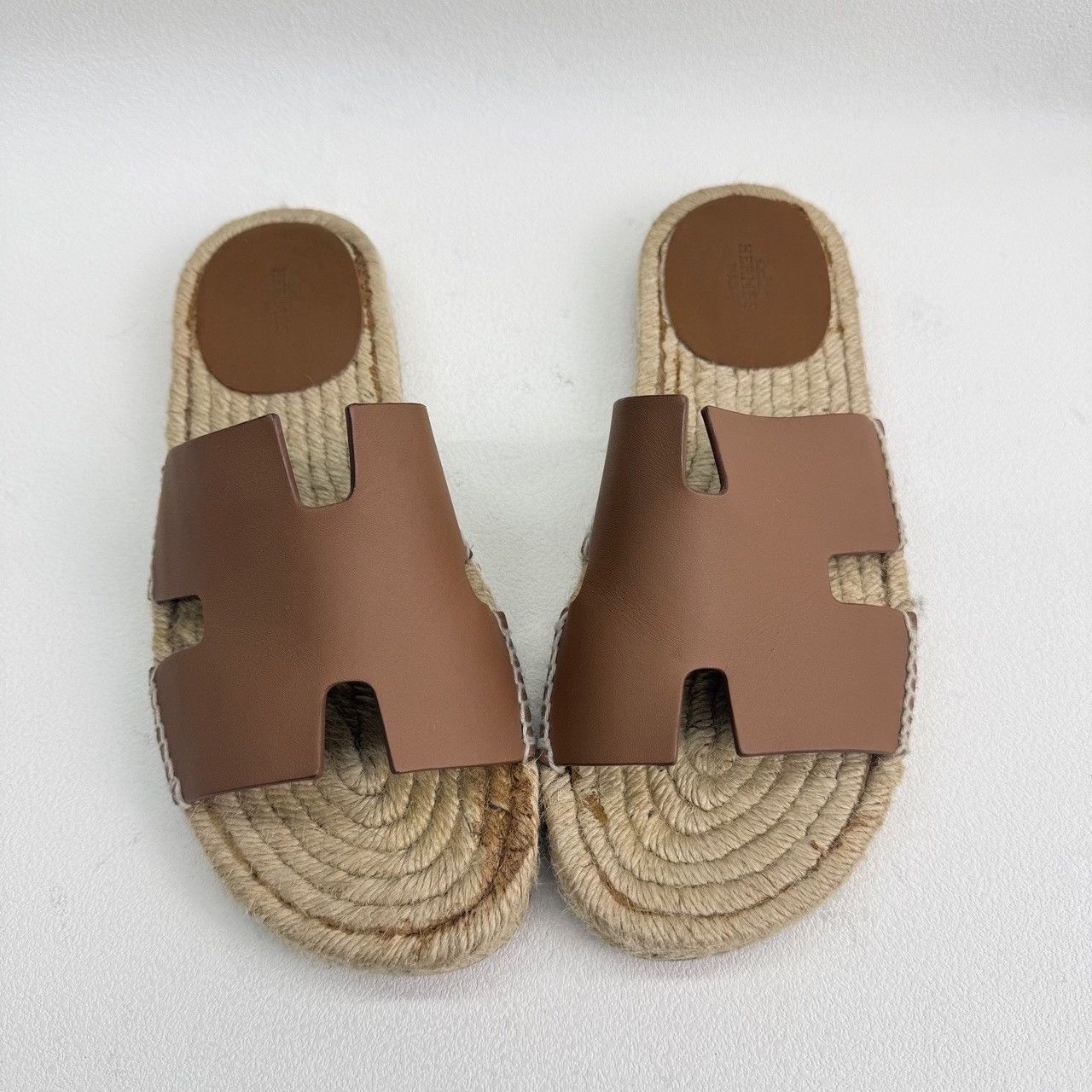Hermes Hermès Antigua H-Cutout Leather Sandals Size 40 Size US 10 / IT 40 - 10 Thumbnail