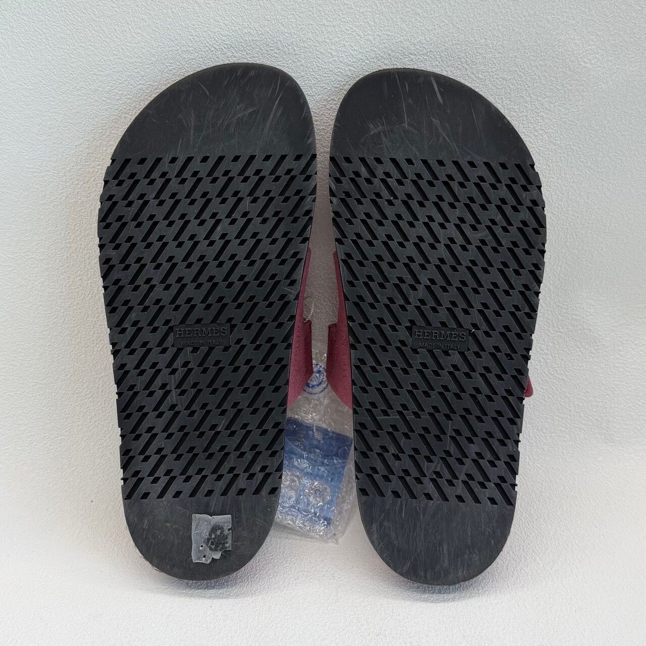 Hermes Hermes Chypre Suede Sandals Pink Size 37.5 Size US 7.5 / IT 37.5 - 7 Thumbnail