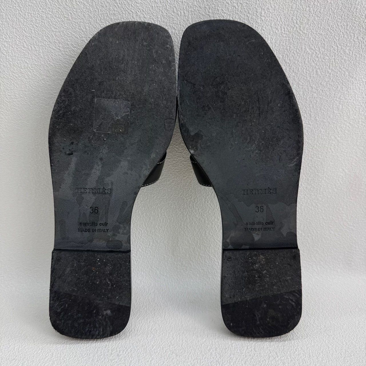 Hermes Hermès Oran Leather Sandals Size 36 Size US 6 / IT 36 - 6 Thumbnail