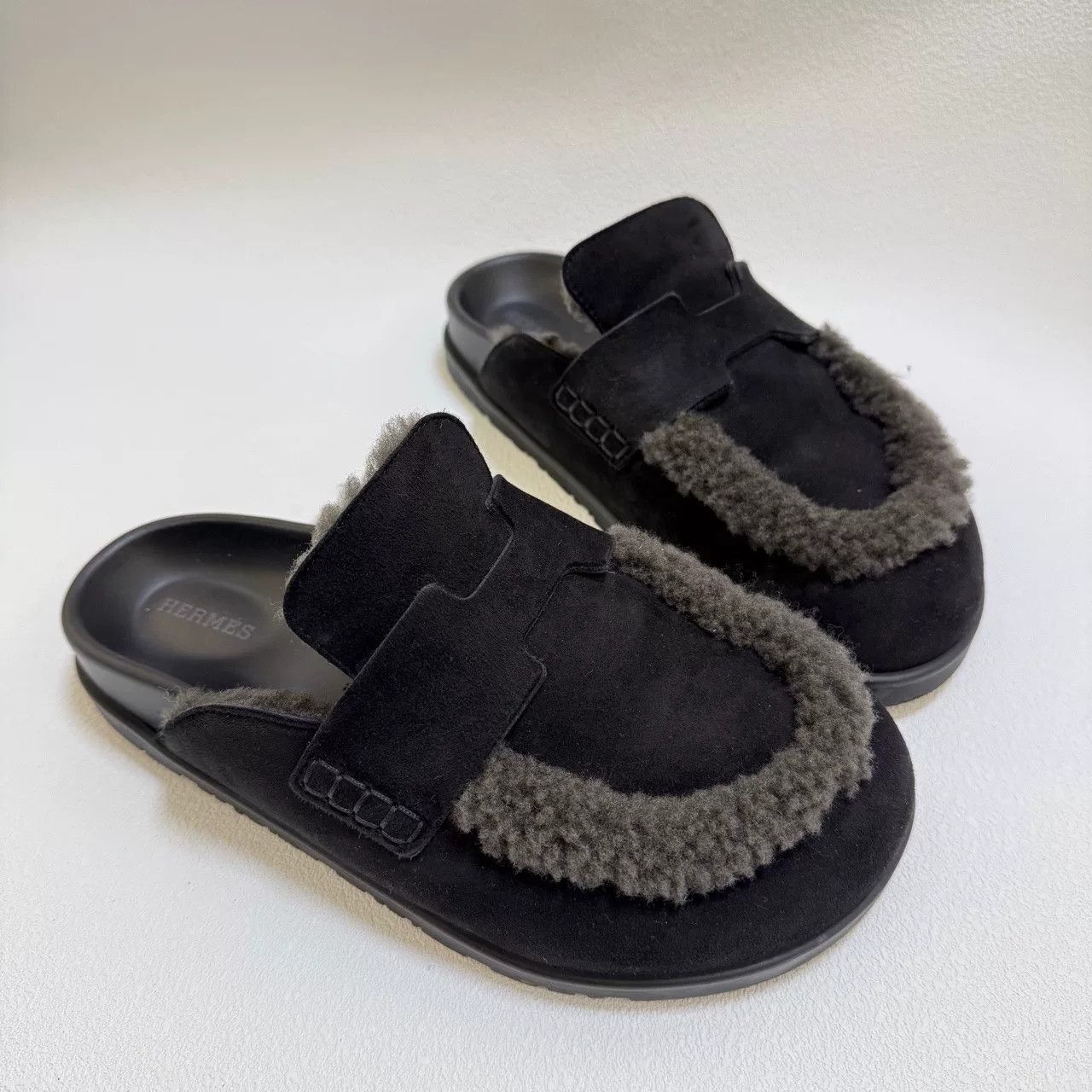 Hermes Hermes Shearling Mules Size 37 Size US 7 / IT 37 - 4 Thumbnail