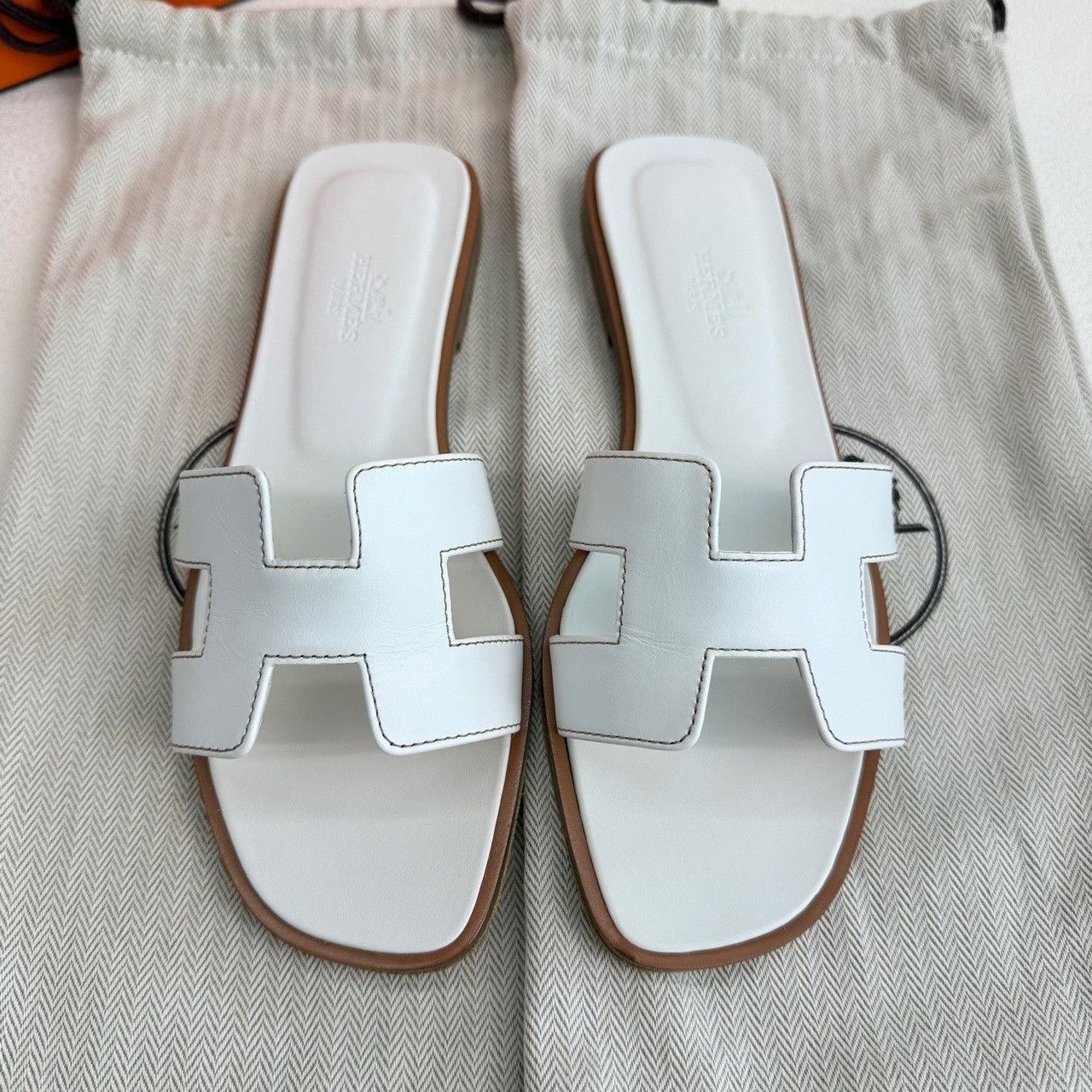 Hermes Hermes Oran Sandals Size 36 Size US 6 / IT 36 - 4 Thumbnail