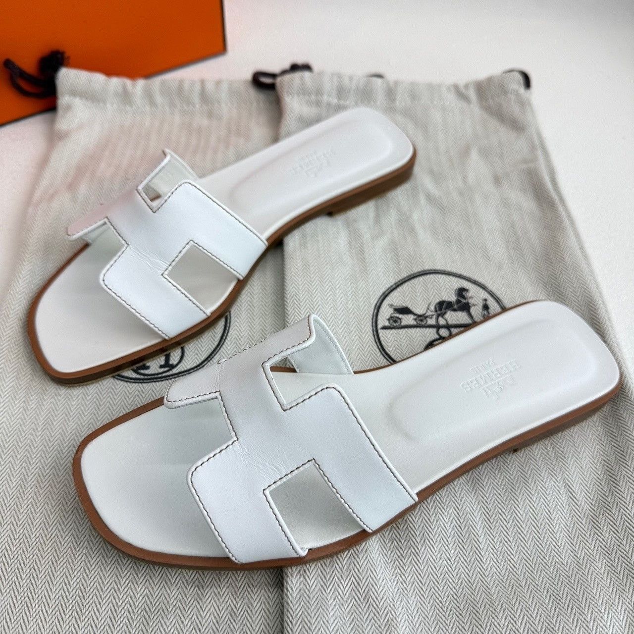 Hermes Hermes Oran Sandals Size 36 Size US 6 / IT 36 - 3 Thumbnail