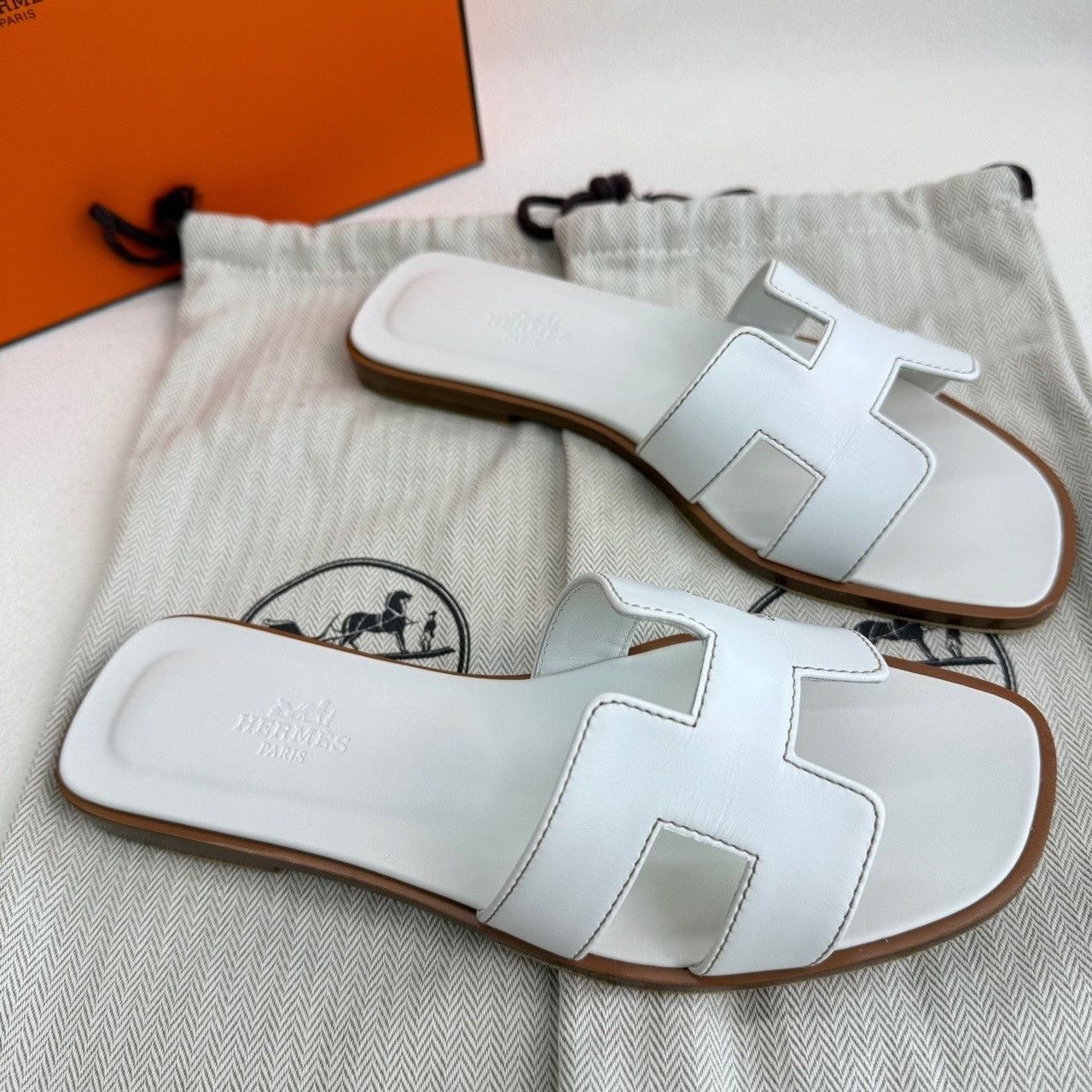Hermes Hermes Oran Sandals Size 36 Size US 6 / IT 36 - 5 Thumbnail