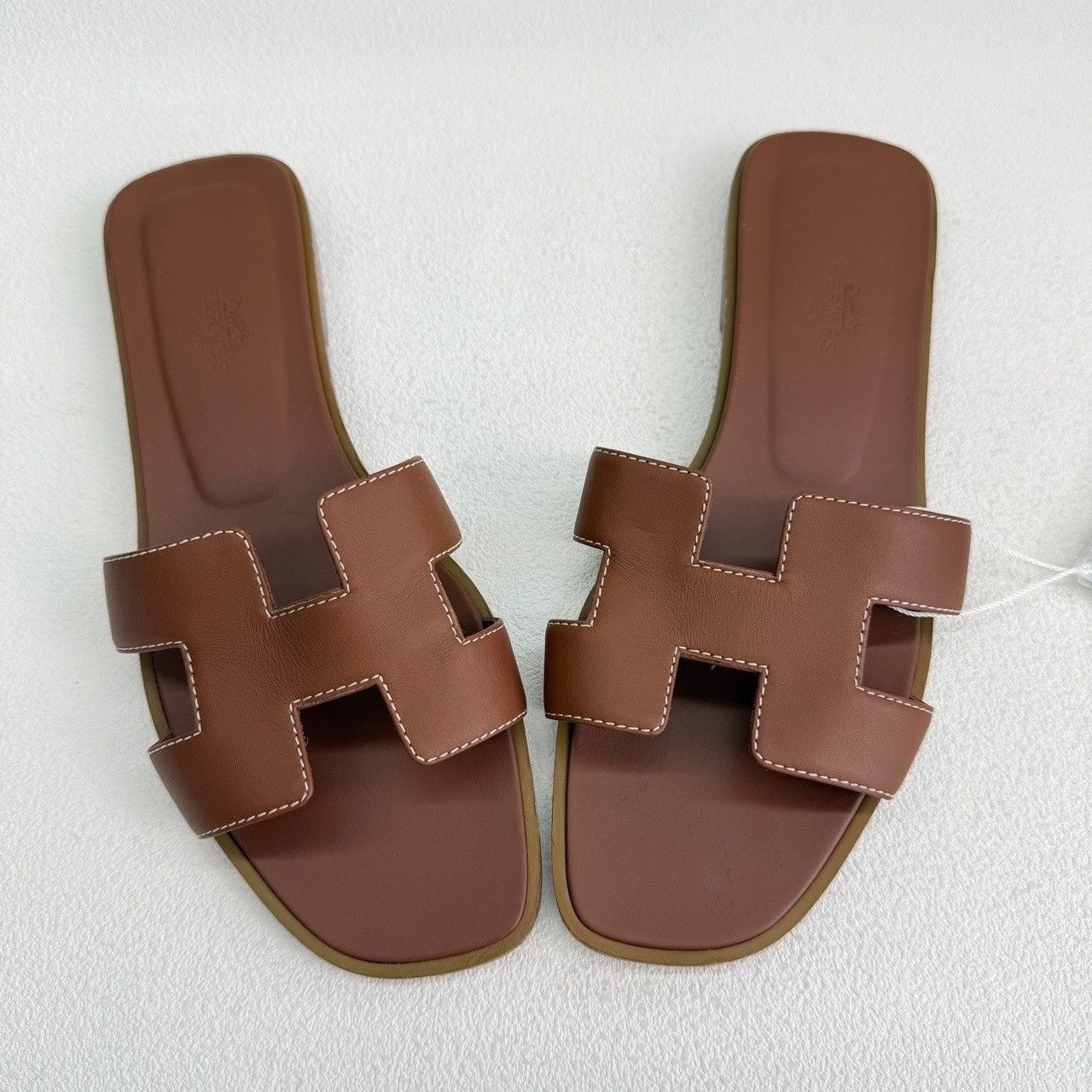 Hermes Hermès Oran Leather Sandals Brown Size 37 Size US 7 / IT 37 - 10 Thumbnail