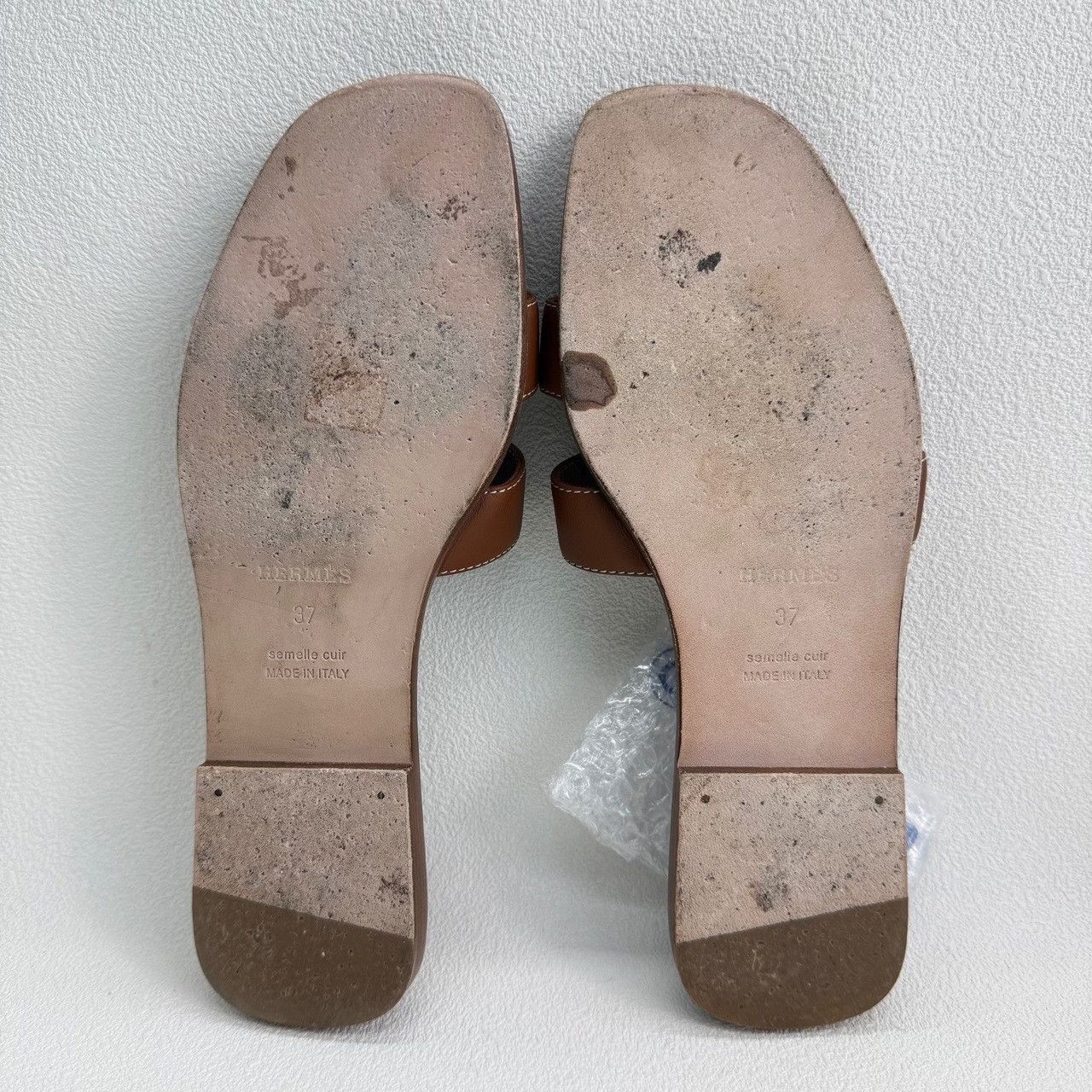 Hermes Hermès Oran Leather Sandals Brown Size 37 Size US 7 / IT 37 - 8 Thumbnail