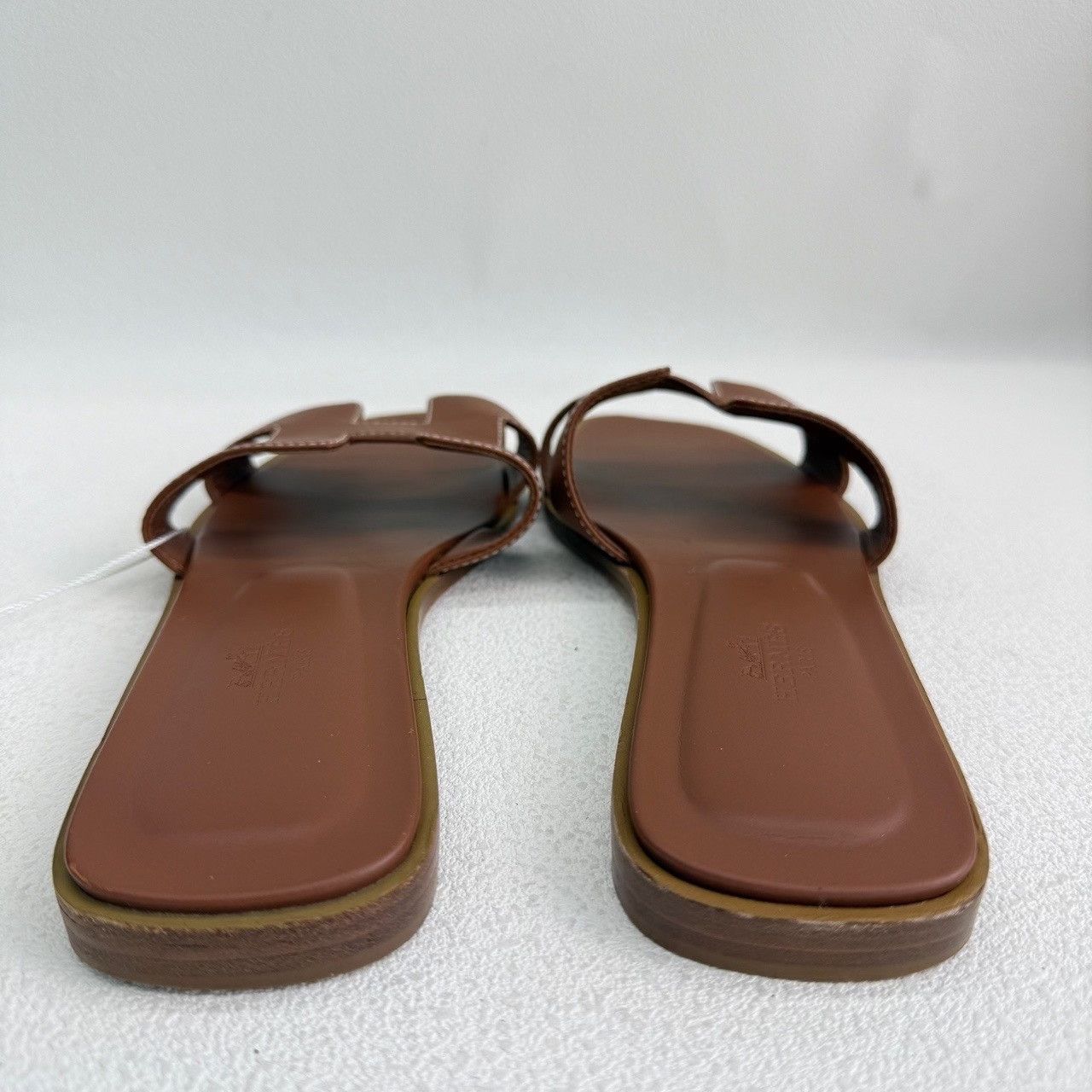 Hermes Hermès Oran Leather Sandals Brown Size 37 Size US 7 / IT 37 - 6 Thumbnail