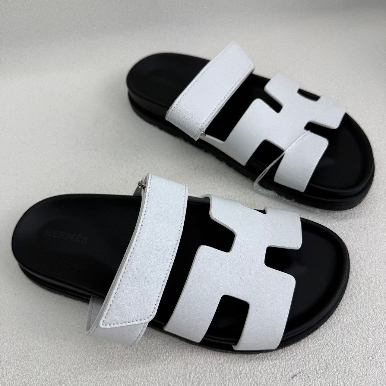 Hermes Hermes Chypre Sandals Size 37.5 Size US 7.5 / IT 37.5 - 4 Thumbnail