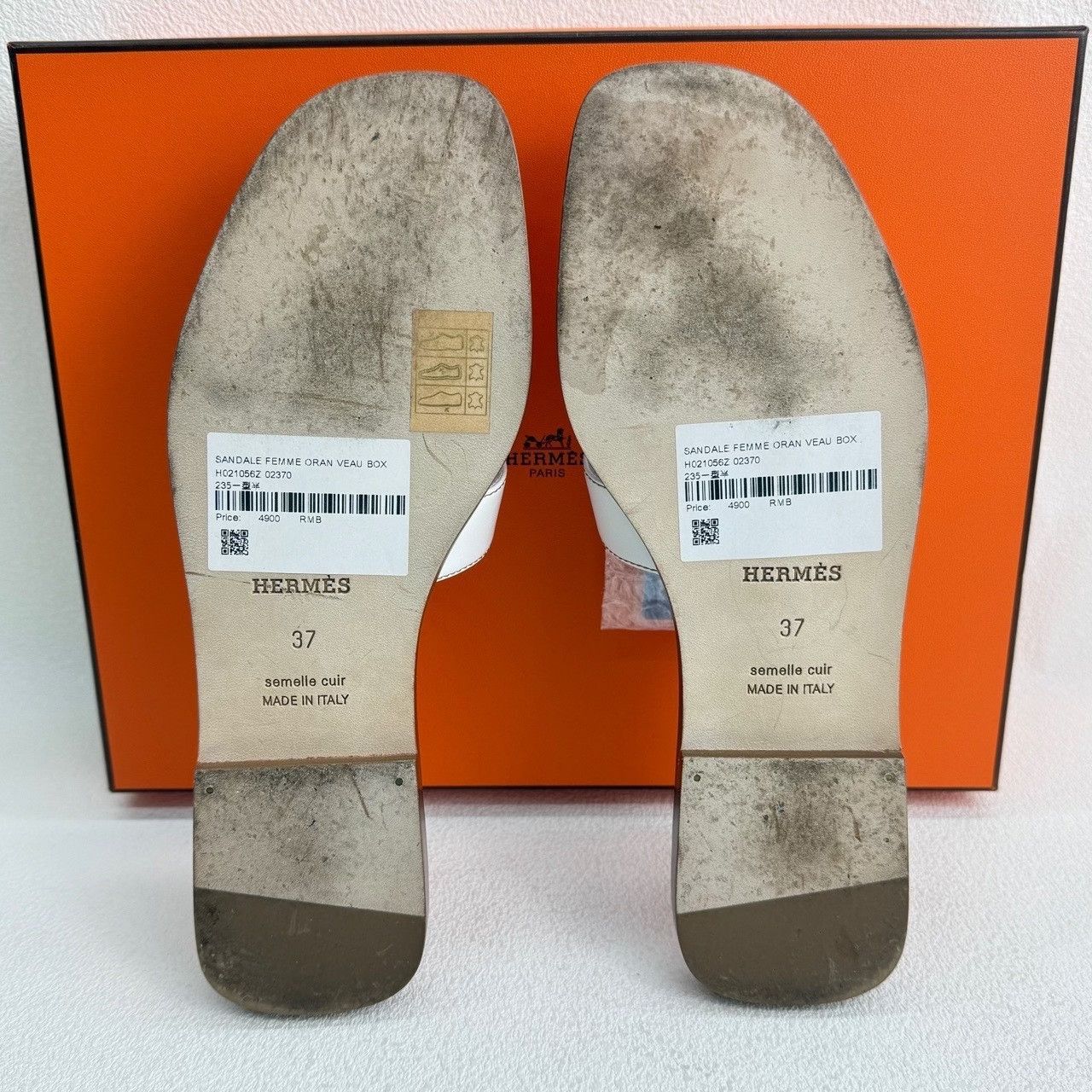 Hermes Hermes Oran White Leather Sandals Size 37 Size US 7 / IT 37 - 9 Thumbnail