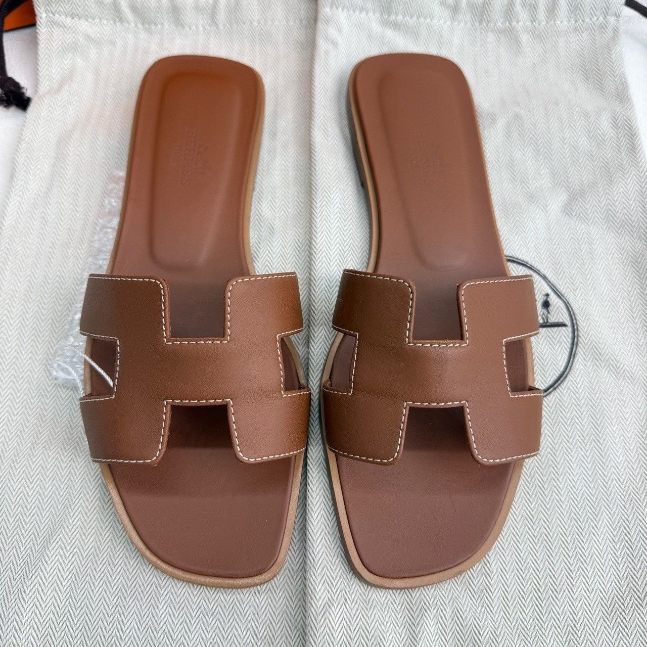 Hermes Hermes Oran Sandals Brown Size 37 Size US 7 / IT 37 - 4 Thumbnail