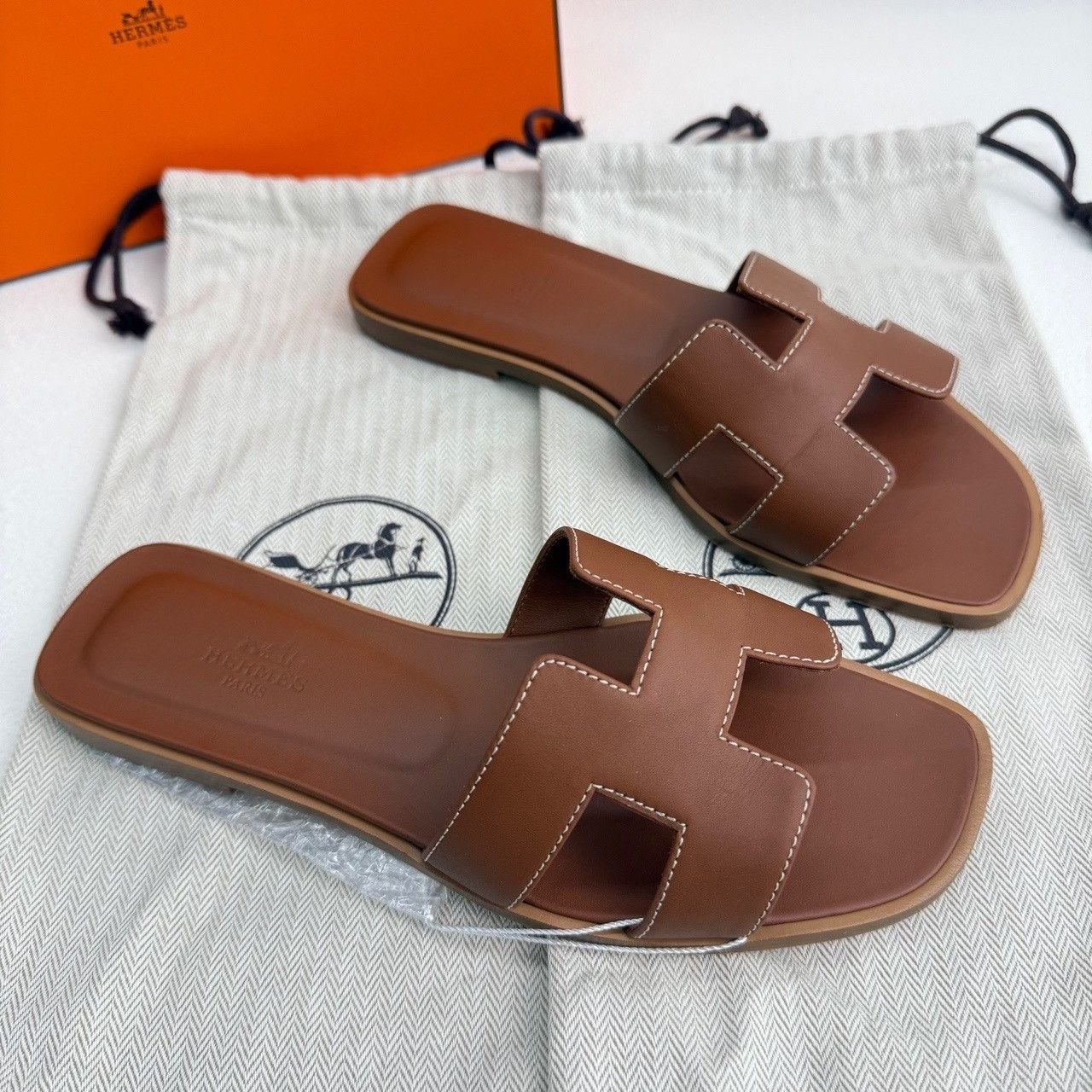 Hermes Hermes Oran Sandals Brown Size 37 Size US 7 / IT 37 - 5 Thumbnail