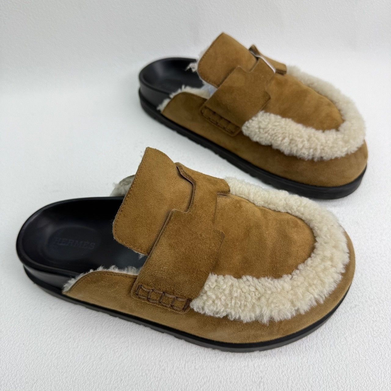 Hermes Hermès Shearling Mules Size 36.5 Size US 6.5 / IT 36.5 - 4 Thumbnail