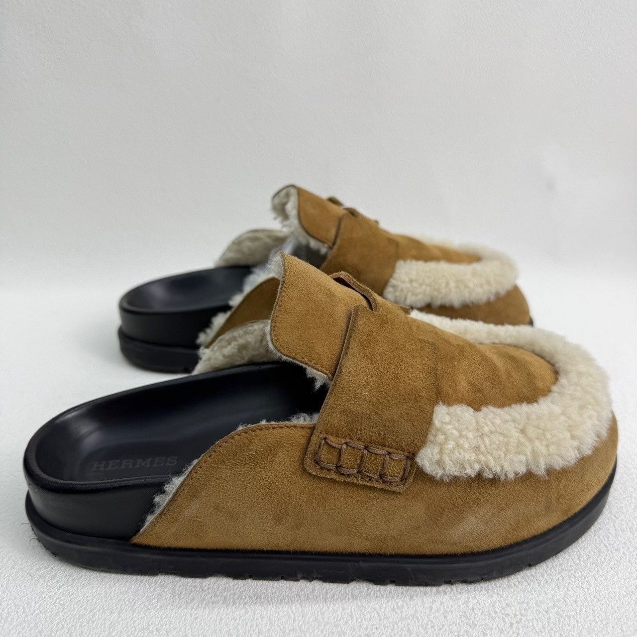 Hermes Hermès Shearling Mules Size 36.5 Size US 6.5 / IT 36.5 - 5 Thumbnail