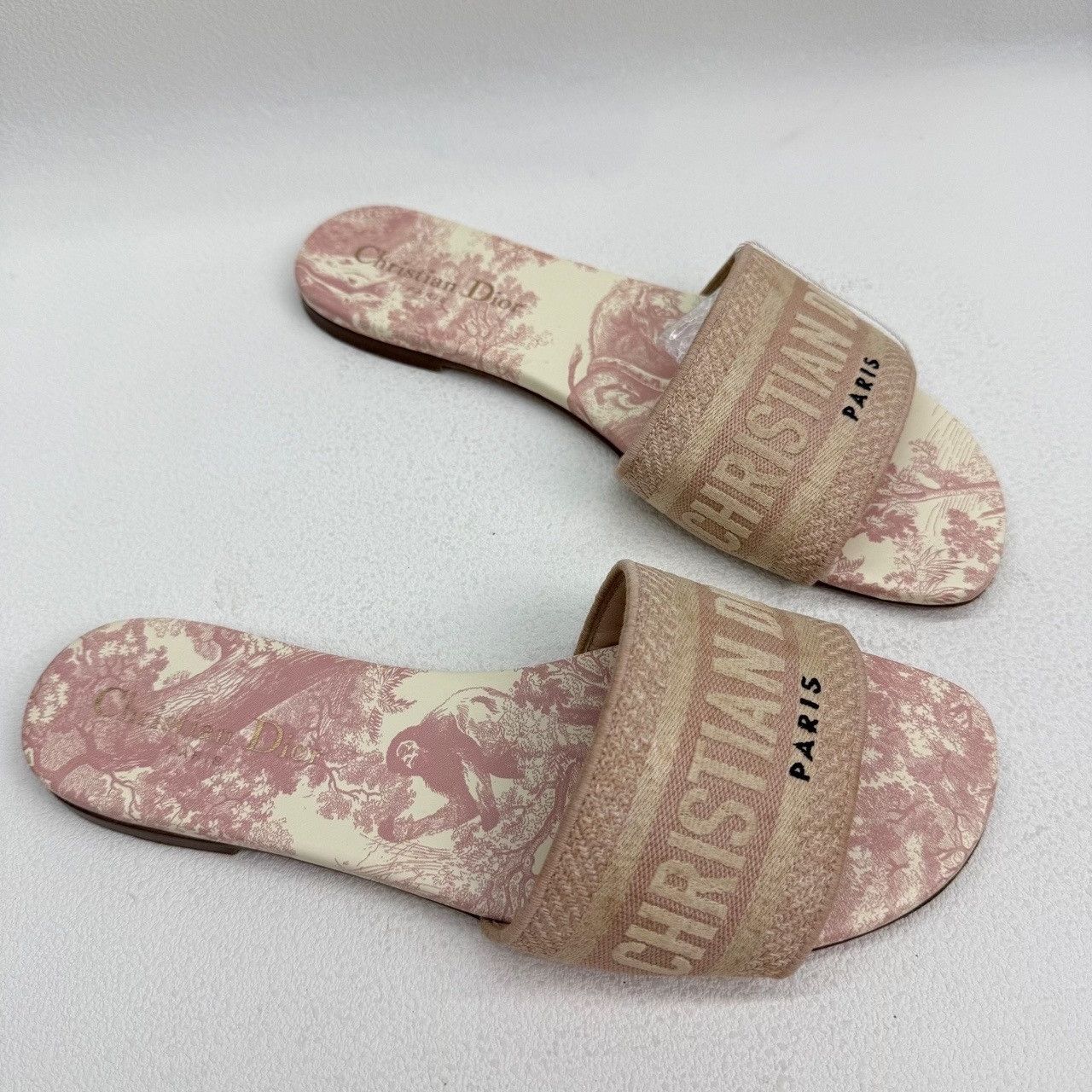 Dior Dior Dway Embroidered Slides Size 38 Size US 8 / IT 38 - 3 Thumbnail
