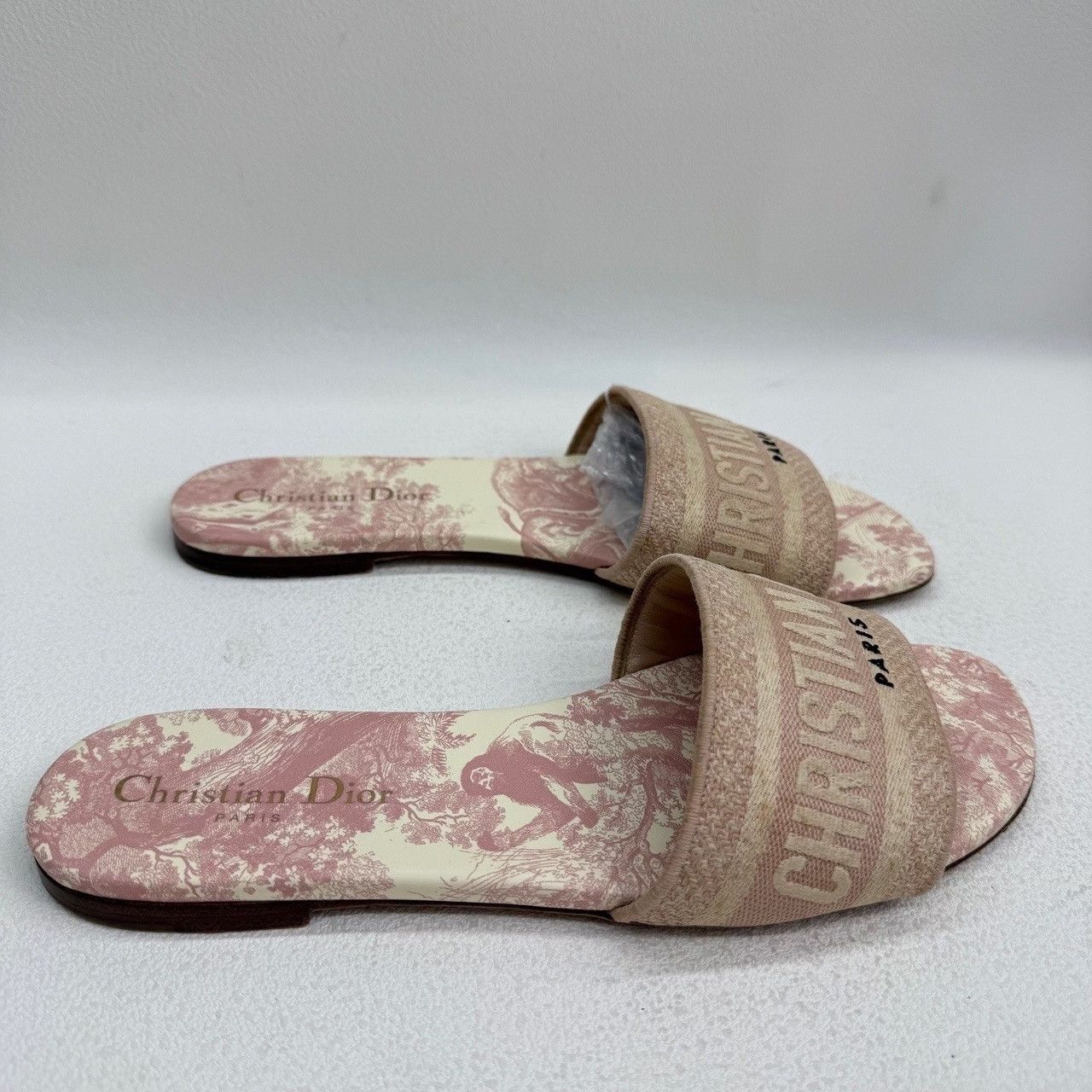 Dior Dior Dway Embroidered Slides Size 38 Size US 8 / IT 38 - 4 Thumbnail