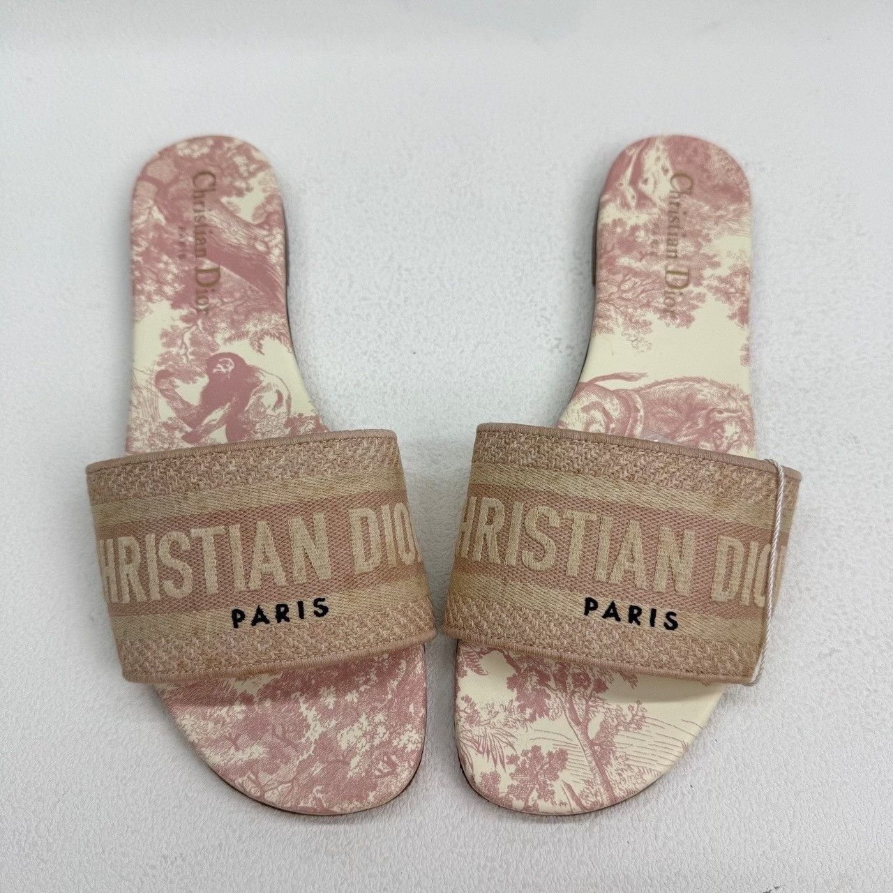 Dior Dior Dway Embroidered Slides Size 38 Size US 8 / IT 38 - 10 Thumbnail