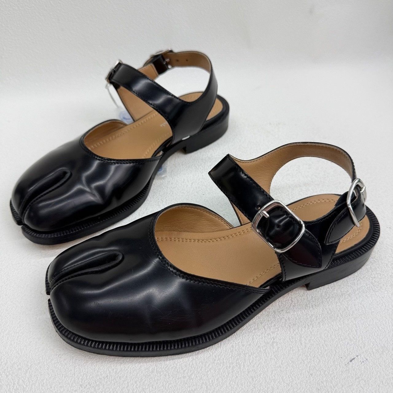 Maison Margiela Maison Margiela Tabi Mary Jane Flats Size 35.5 Size US 5.5 / IT 35.5 - 2 Thumbnail