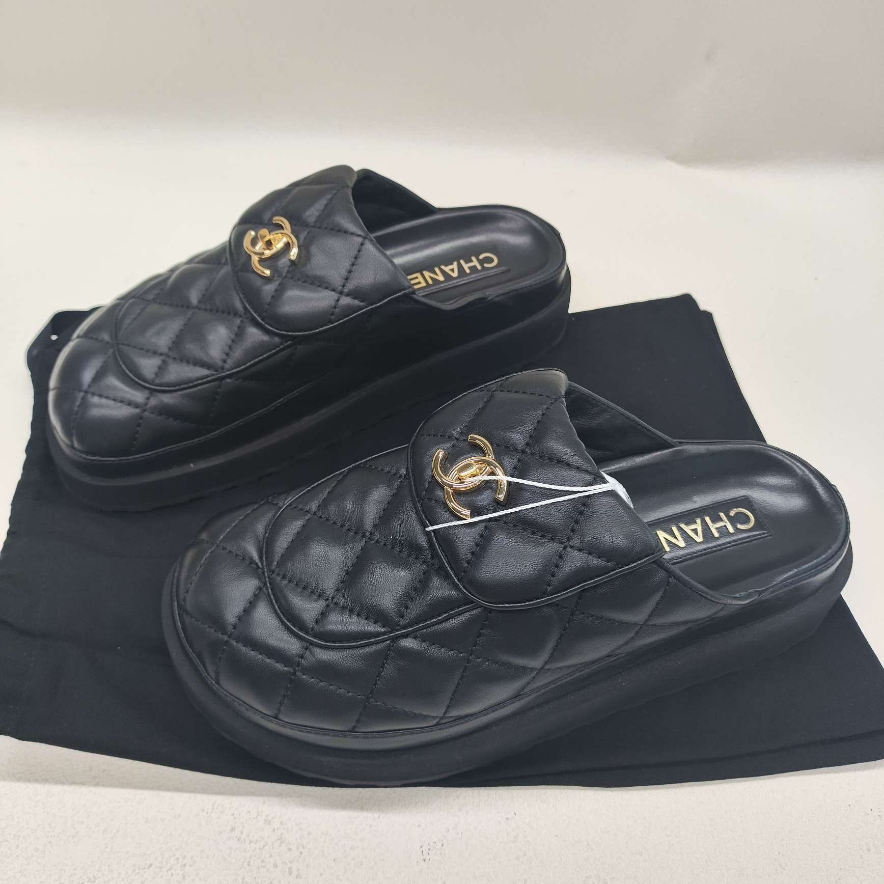 Chanel Chanel Quilted Logo Slip On Sandals Size 38 Size US 8 / IT 38 - 2 Thumbnail