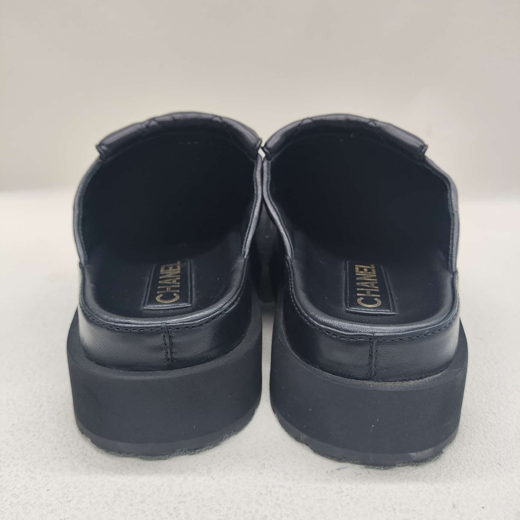Chanel Chanel Quilted Logo Slip On Sandals Size 38 Size US 8 / IT 38 - 6 Thumbnail