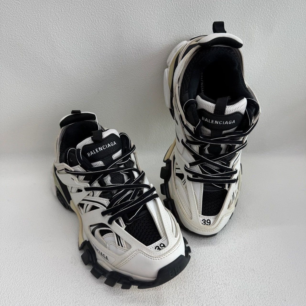 Balenciaga Balenciaga Track Sneakers Size 6 Size US 6 / EU 39 - 9 Thumbnail