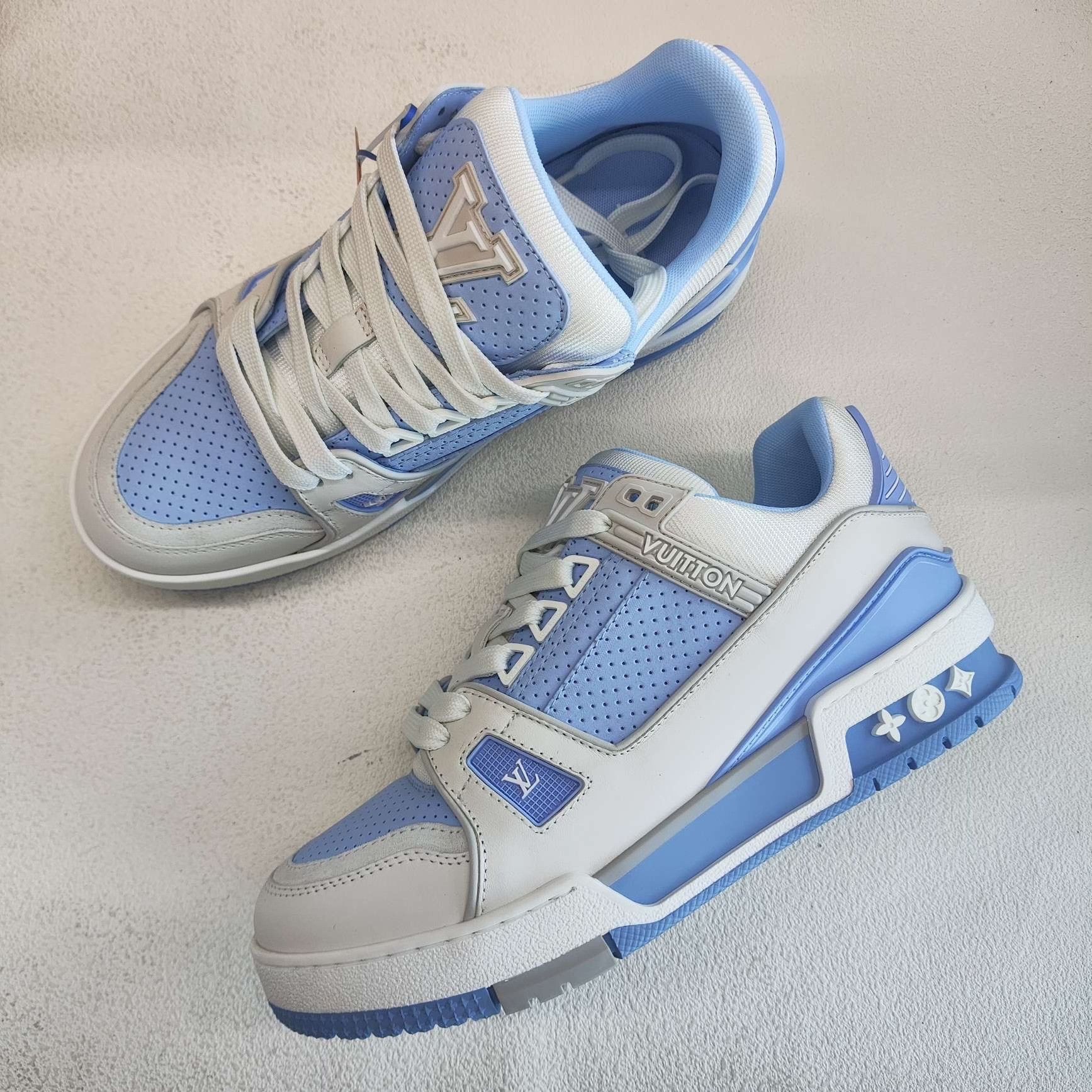 Louis Vuitton Louis Vuitton Trainer Low-Top Sneakers Size 36 Size US 6 / IT 36 - 9 Thumbnail