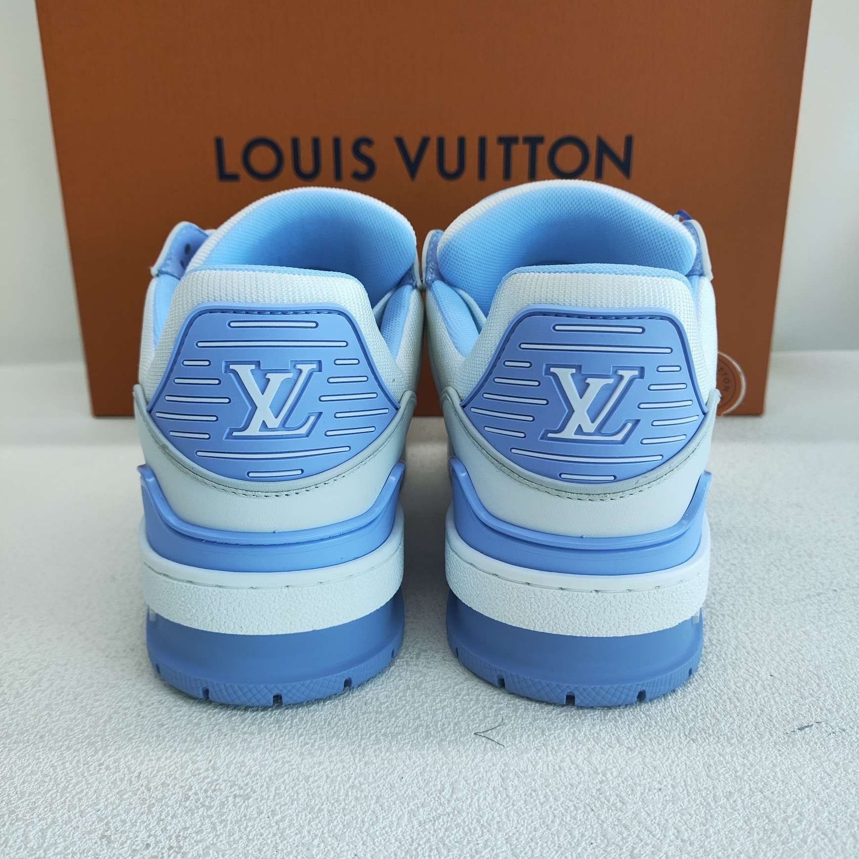 Louis Vuitton Louis Vuitton Trainer Low-Top Sneakers Size 36 Size US 6 / IT 36 - 6 Thumbnail