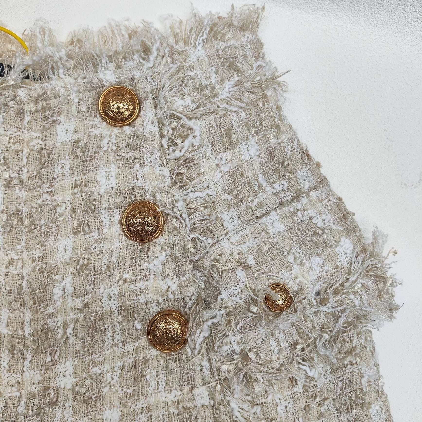 Balmain Balmain Tweed Gold Button Shorts Size 34 Size 25" / US 0 / IT 36 - 4 Thumbnail