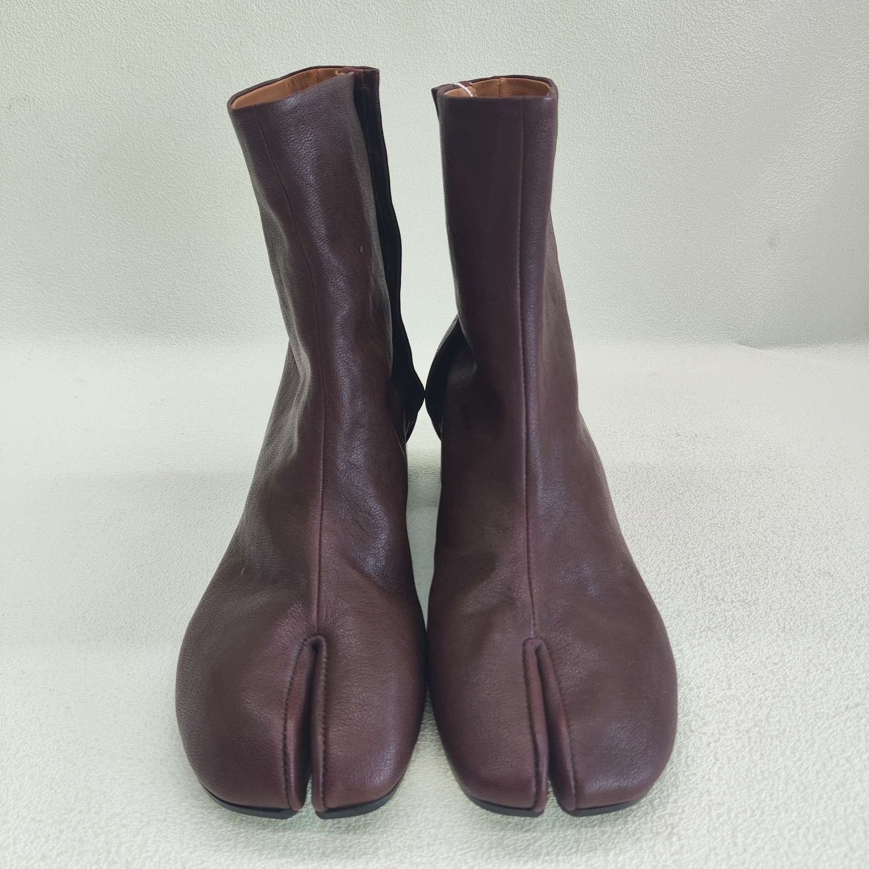 Maison Margiela Maison Margiela Brown Tabi Boots Size 37 Size US 7 / IT 37 - 3 Thumbnail