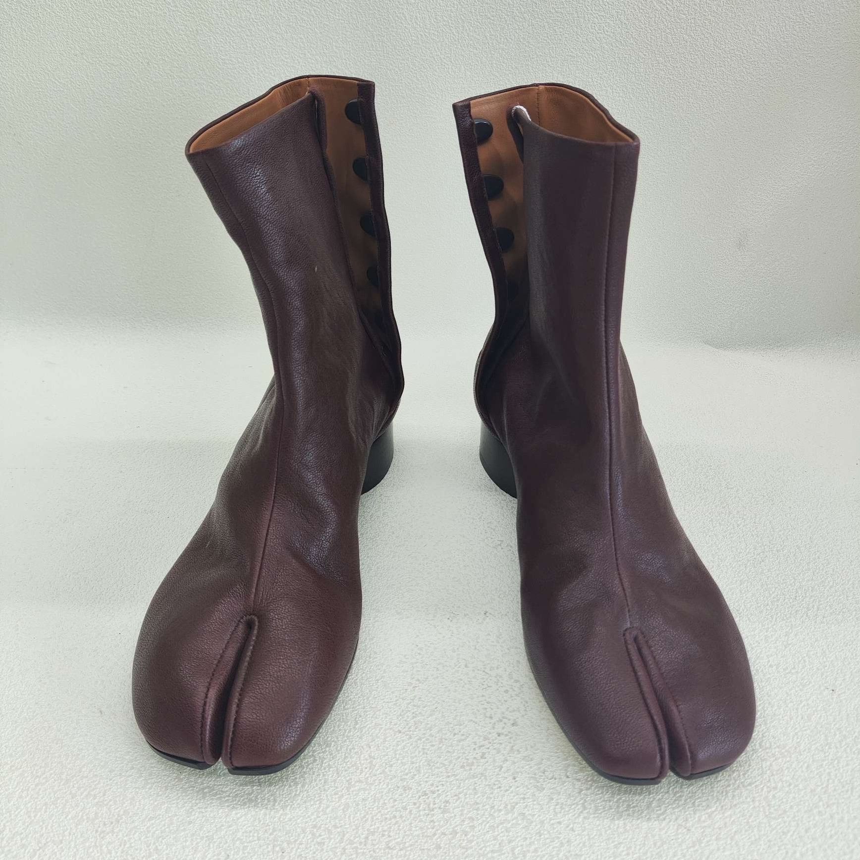 Maison Margiela Maison Margiela Brown Tabi Boots Size 37 Size US 7 / IT 37 - 10 Thumbnail